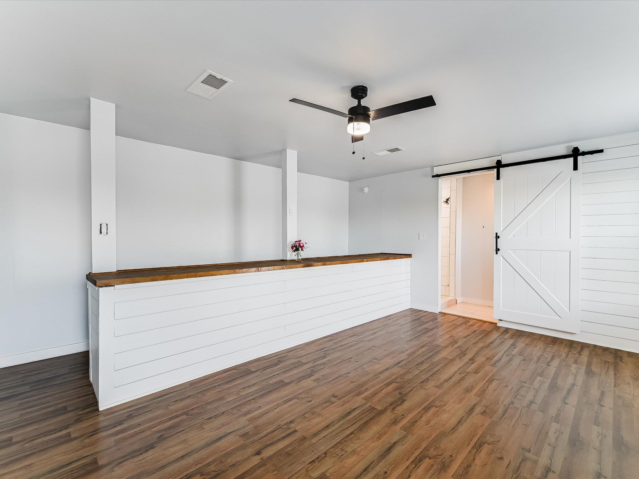 155 Travis Ln Property Photo 11