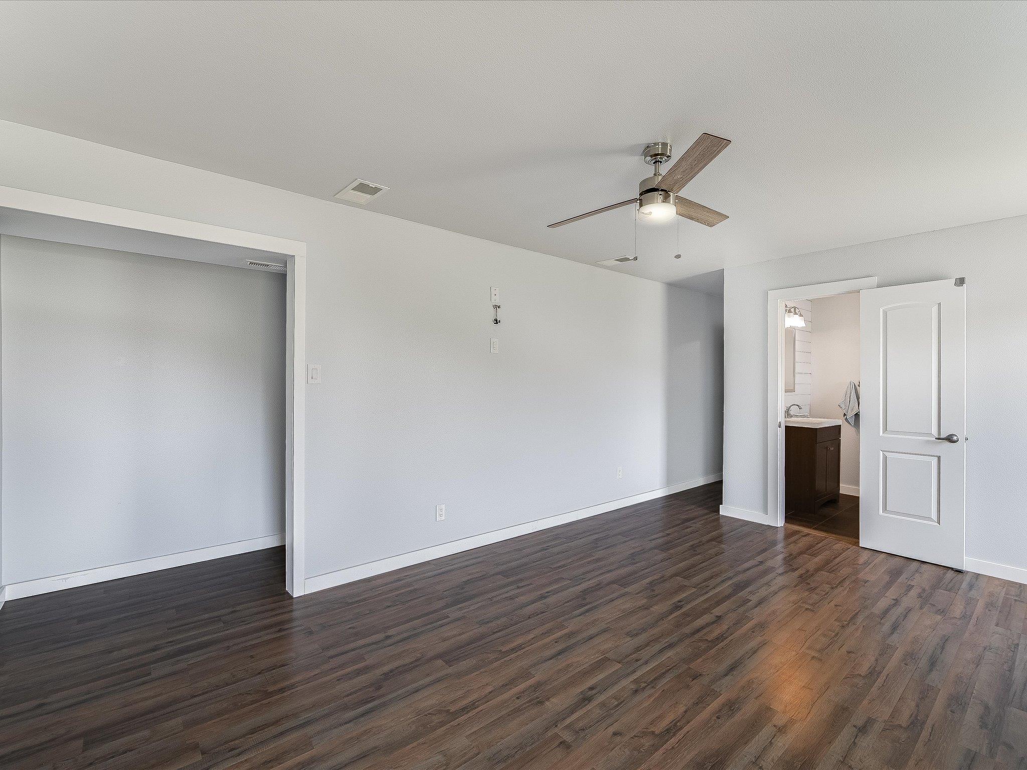 155 Travis Ln Property Photo 15