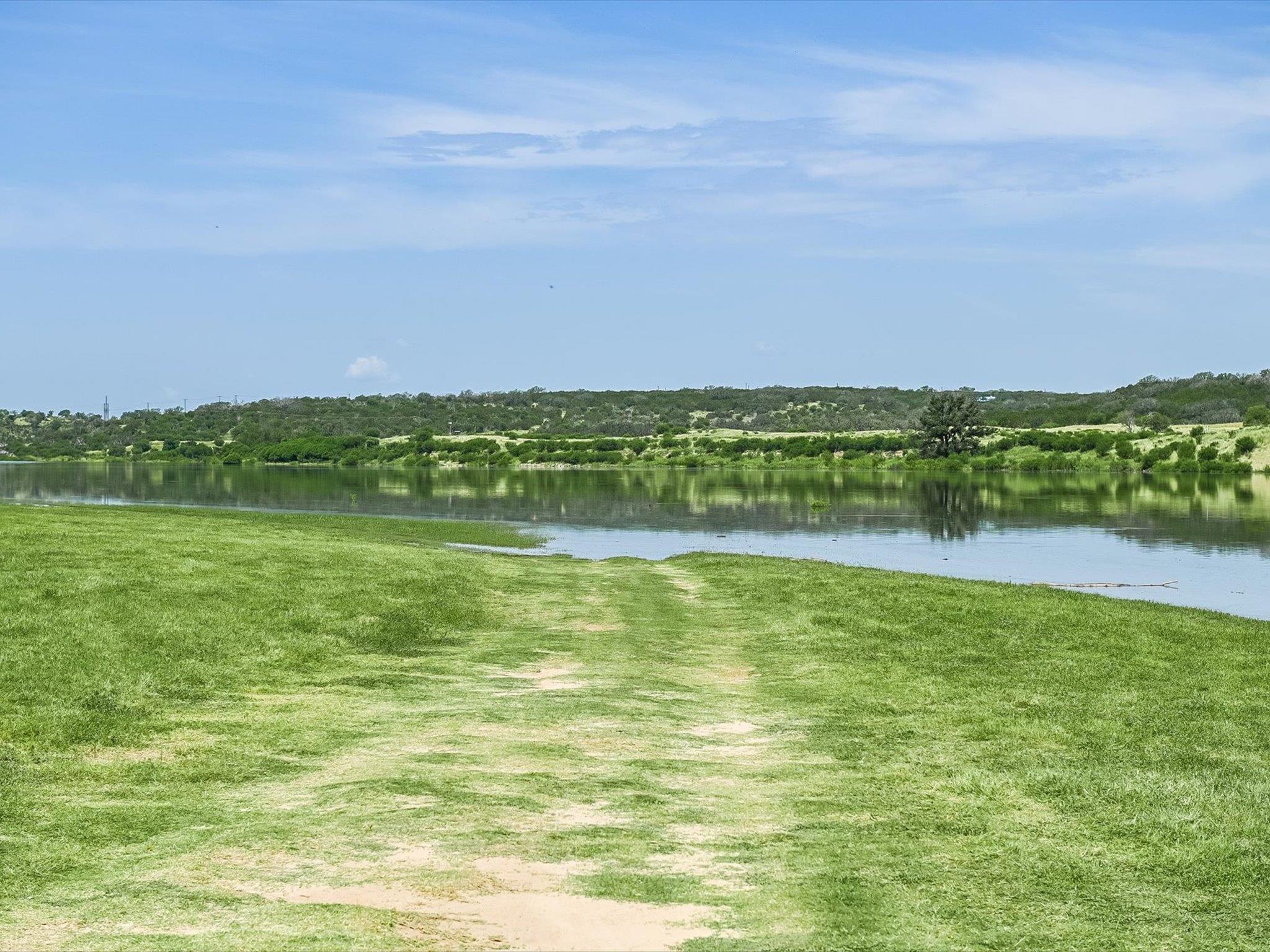 155 Travis Ln Property Photo 28