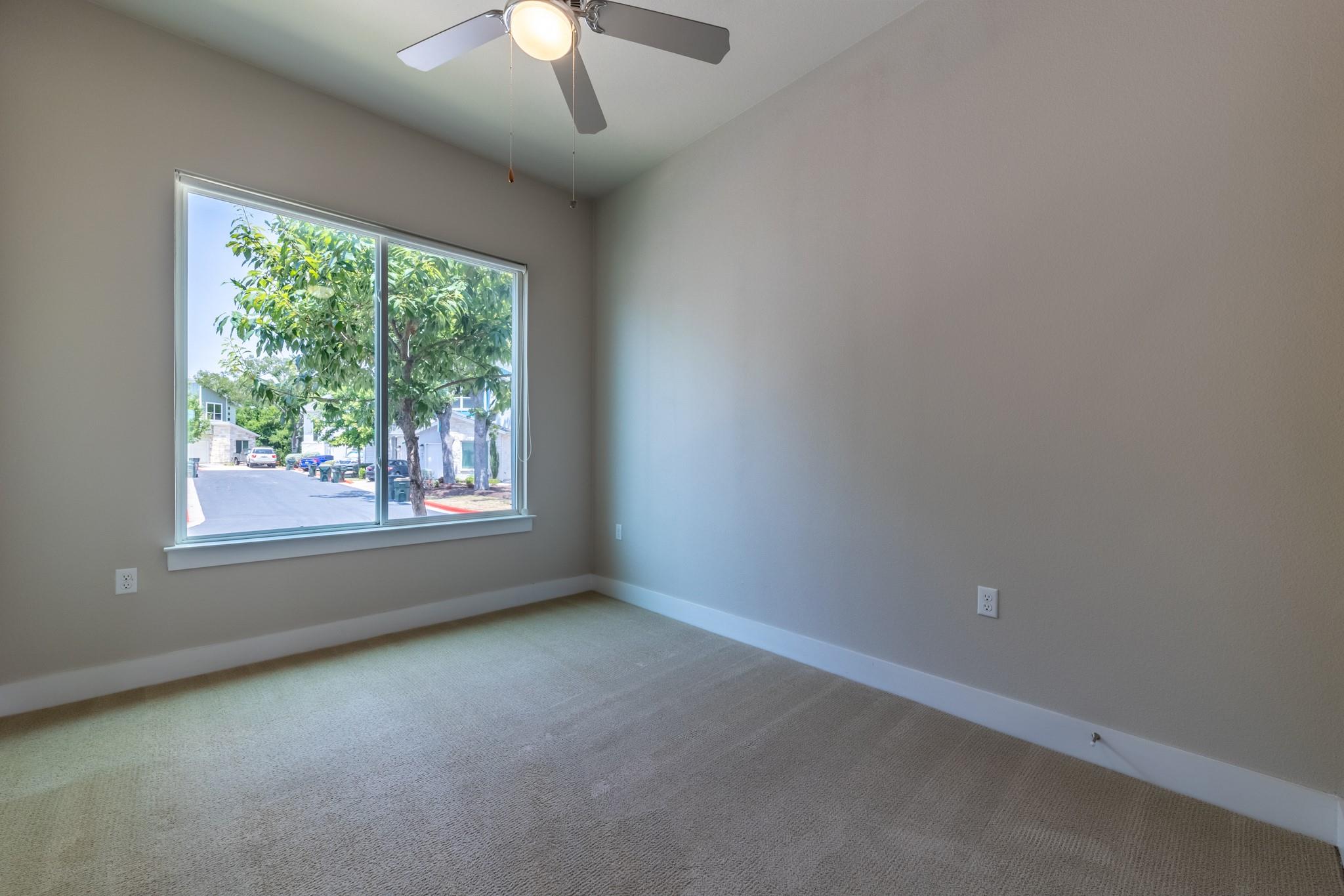 3108 E 51st St #701 Property Photo 17