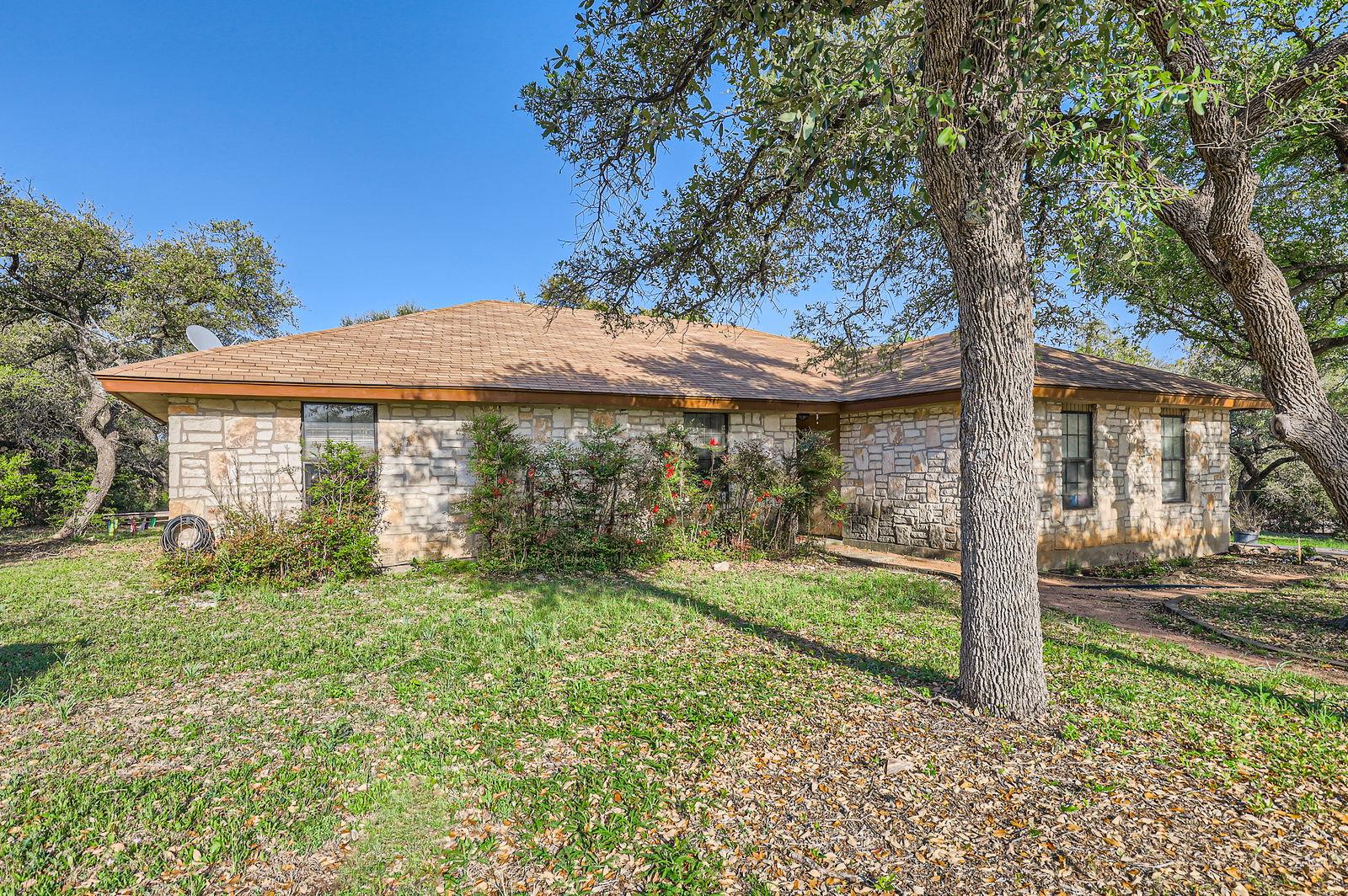 1304 Breakaway RD Property Photo 1
