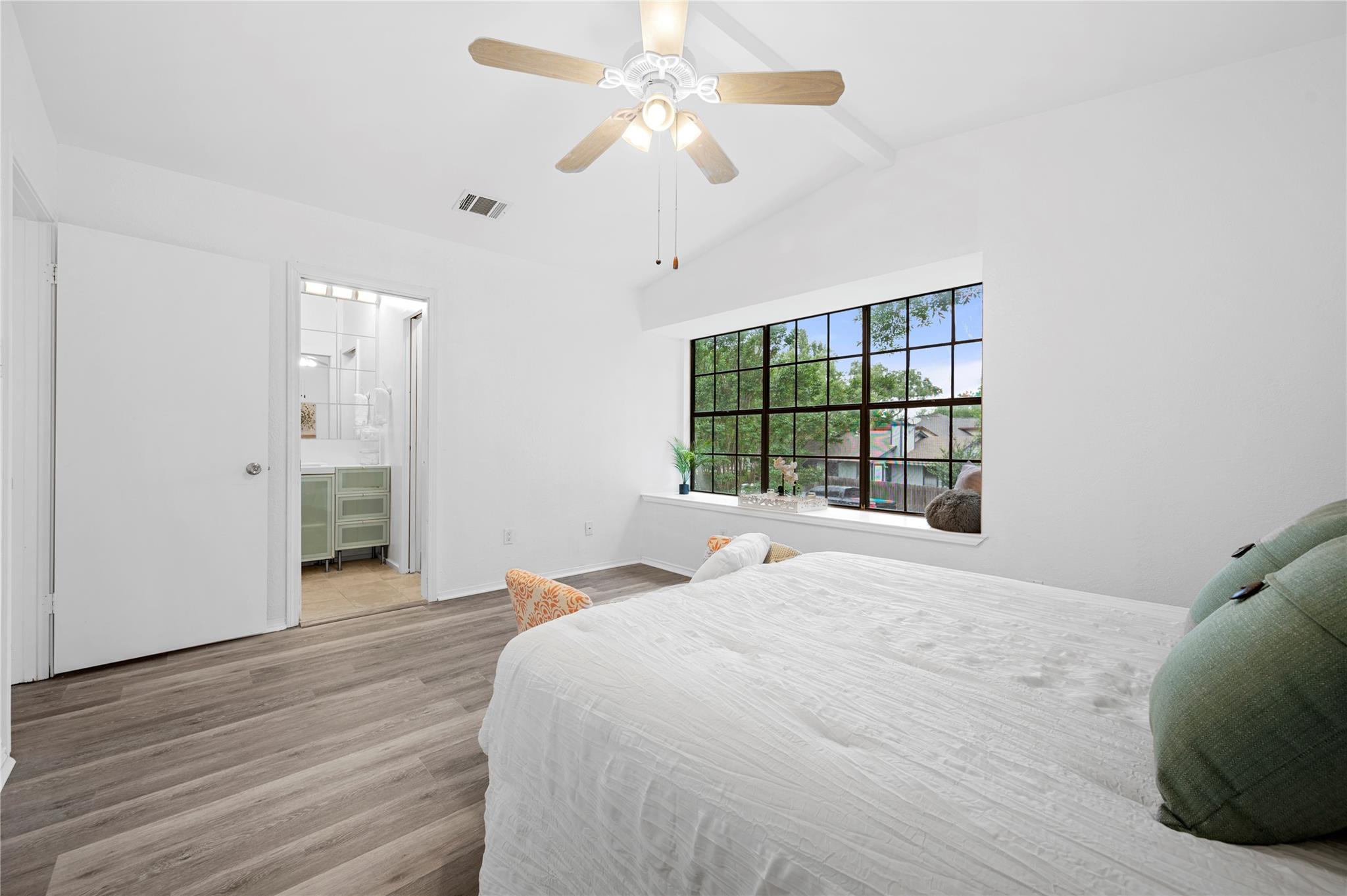 7705 Grovedale Trl Property Photo 18