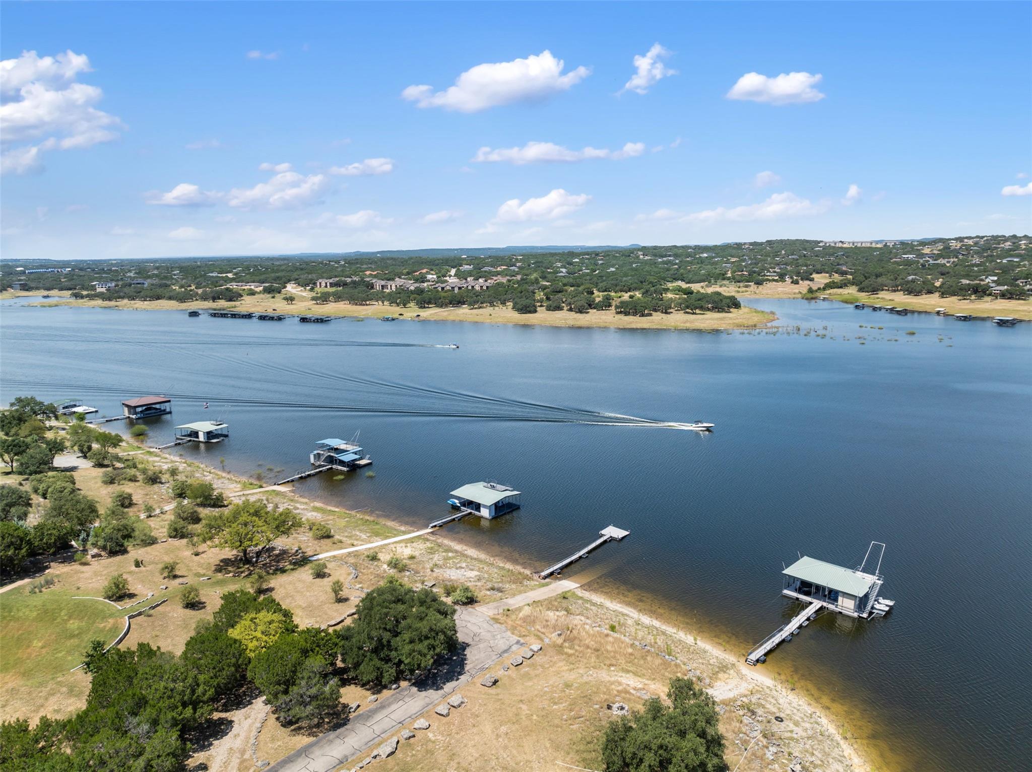 10 Thurman Bluff Dr Property Photo 18