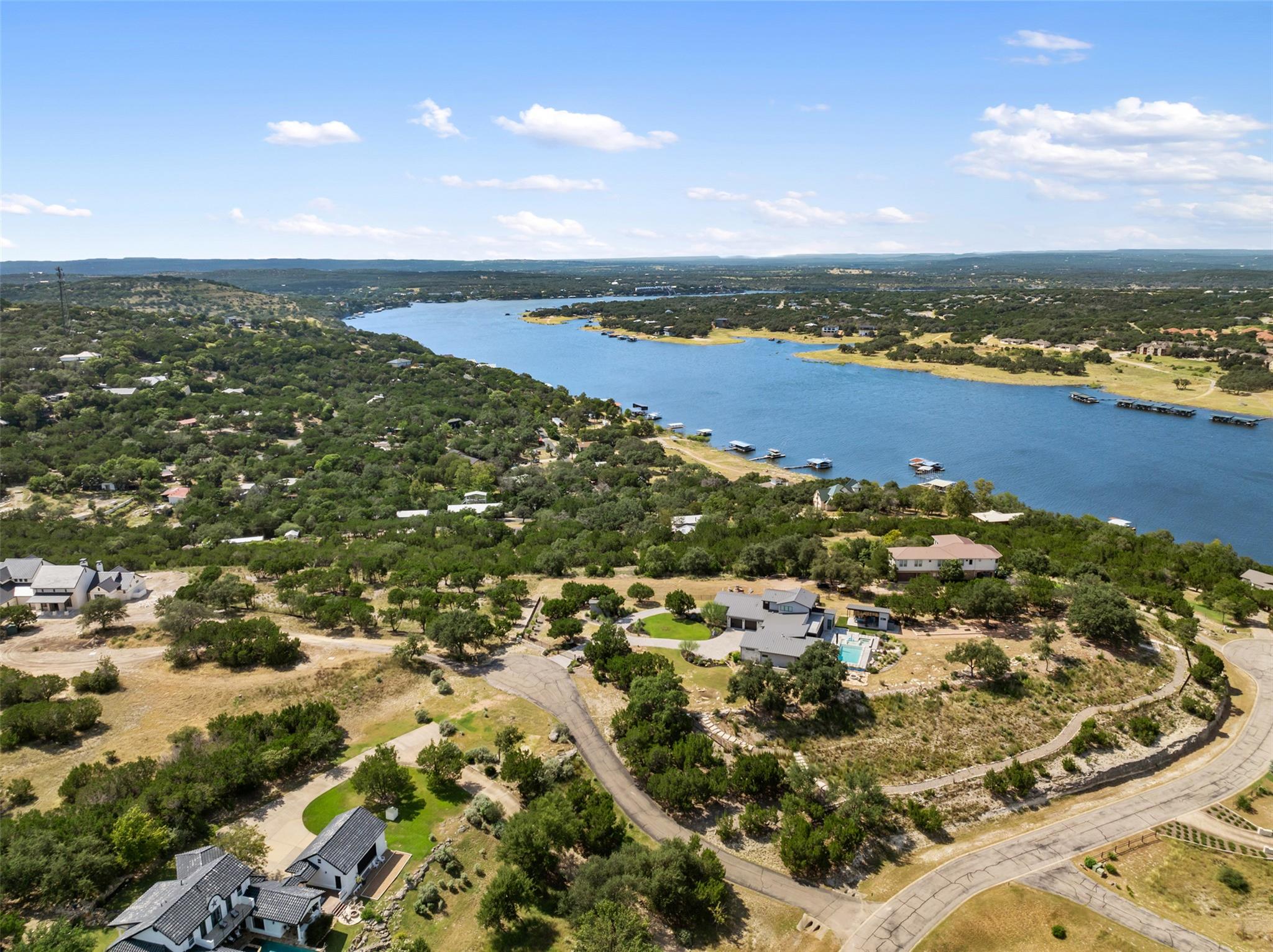 10 Thurman Bluff Dr Property Photo 28