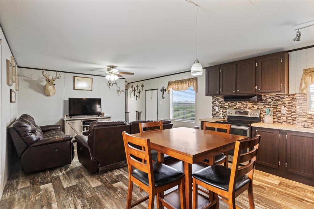 1436 Fm 2571 Property Photo 10