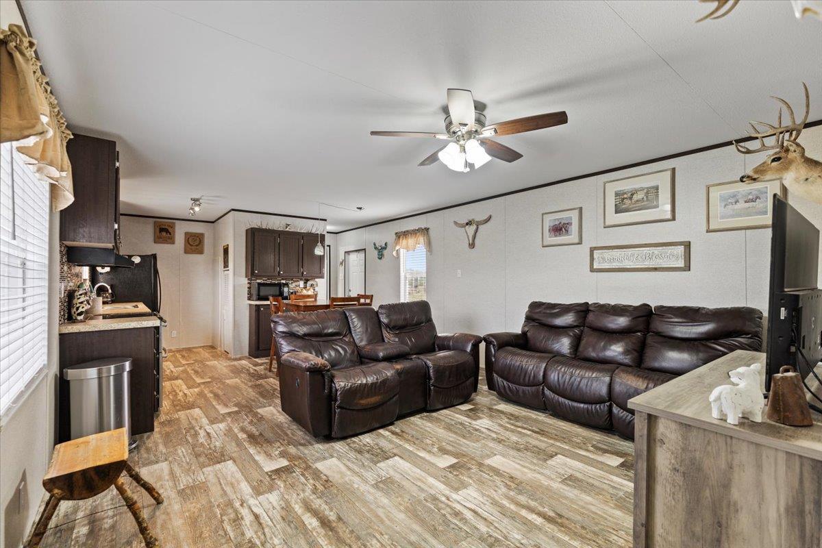 1436 Fm 2571 Property Photo 11