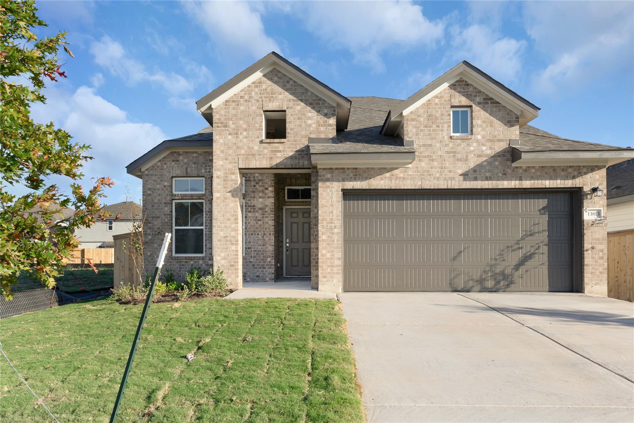 13813 Scarlett Song Dr Property Photo 4