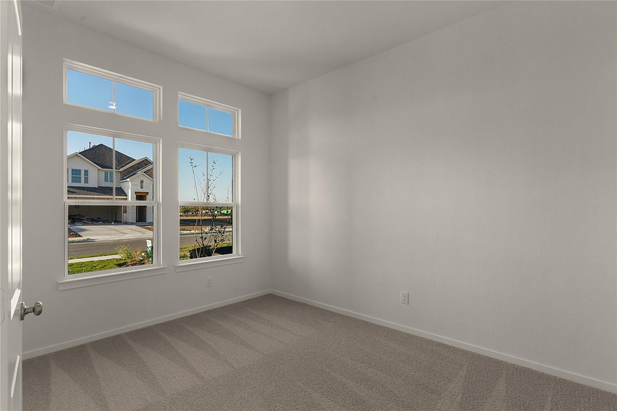 13813 Scarlett Song Dr Property Photo 12