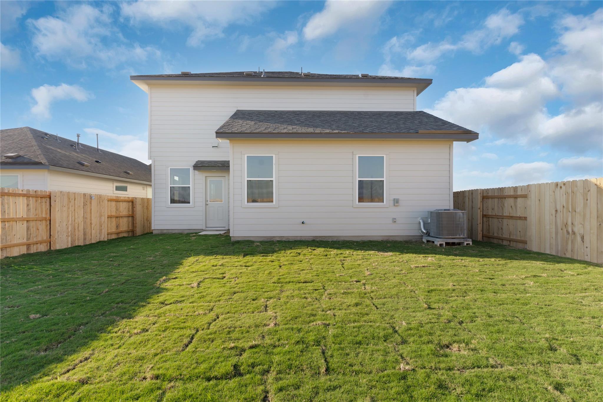 13813 Scarlett Song Dr Property Photo 26
