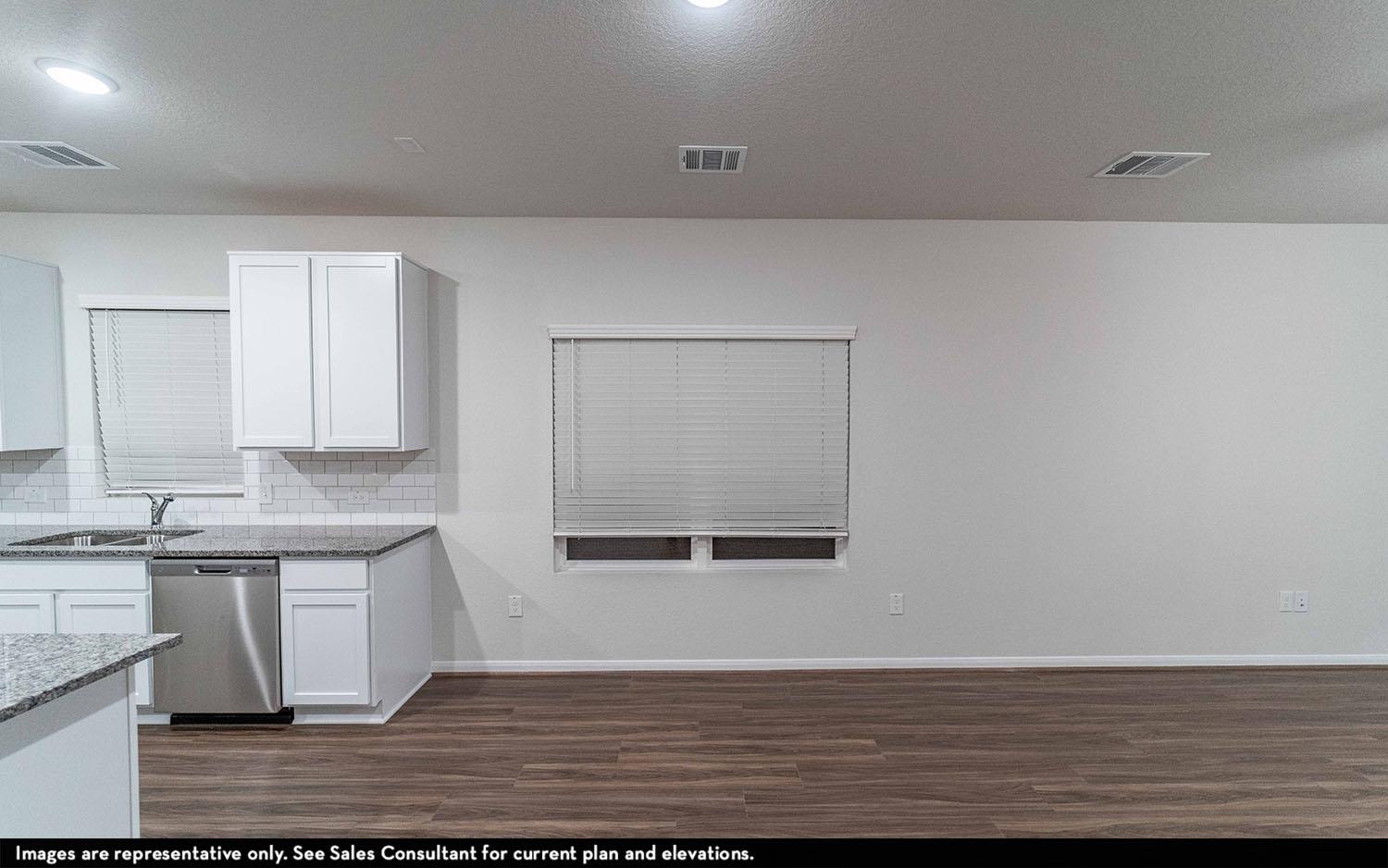 108 Zion Dr Property Photo 3