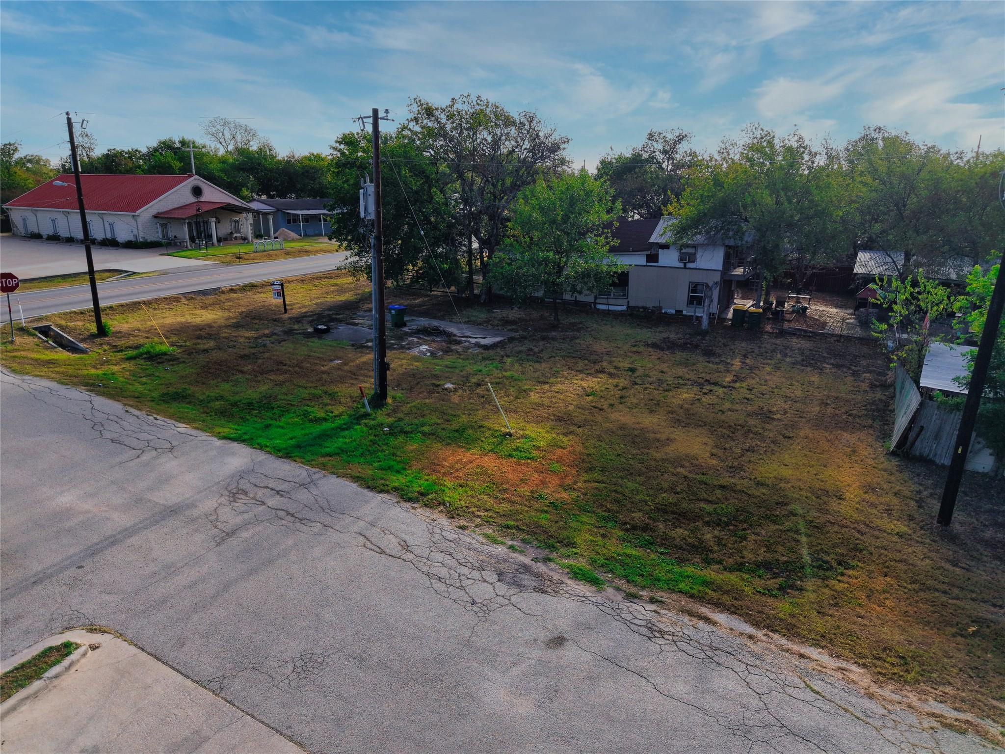 302 E Parsons St Property Photo 14