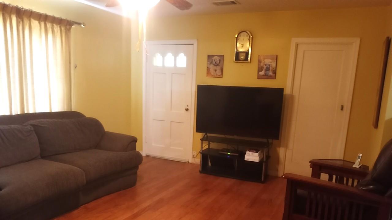 1028 Ellingson Ln Property Photo 8