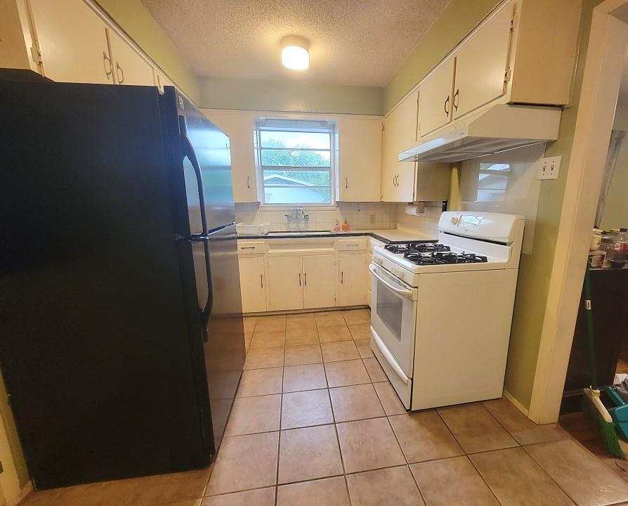 1028 Ellingson Ln Property Photo 17
