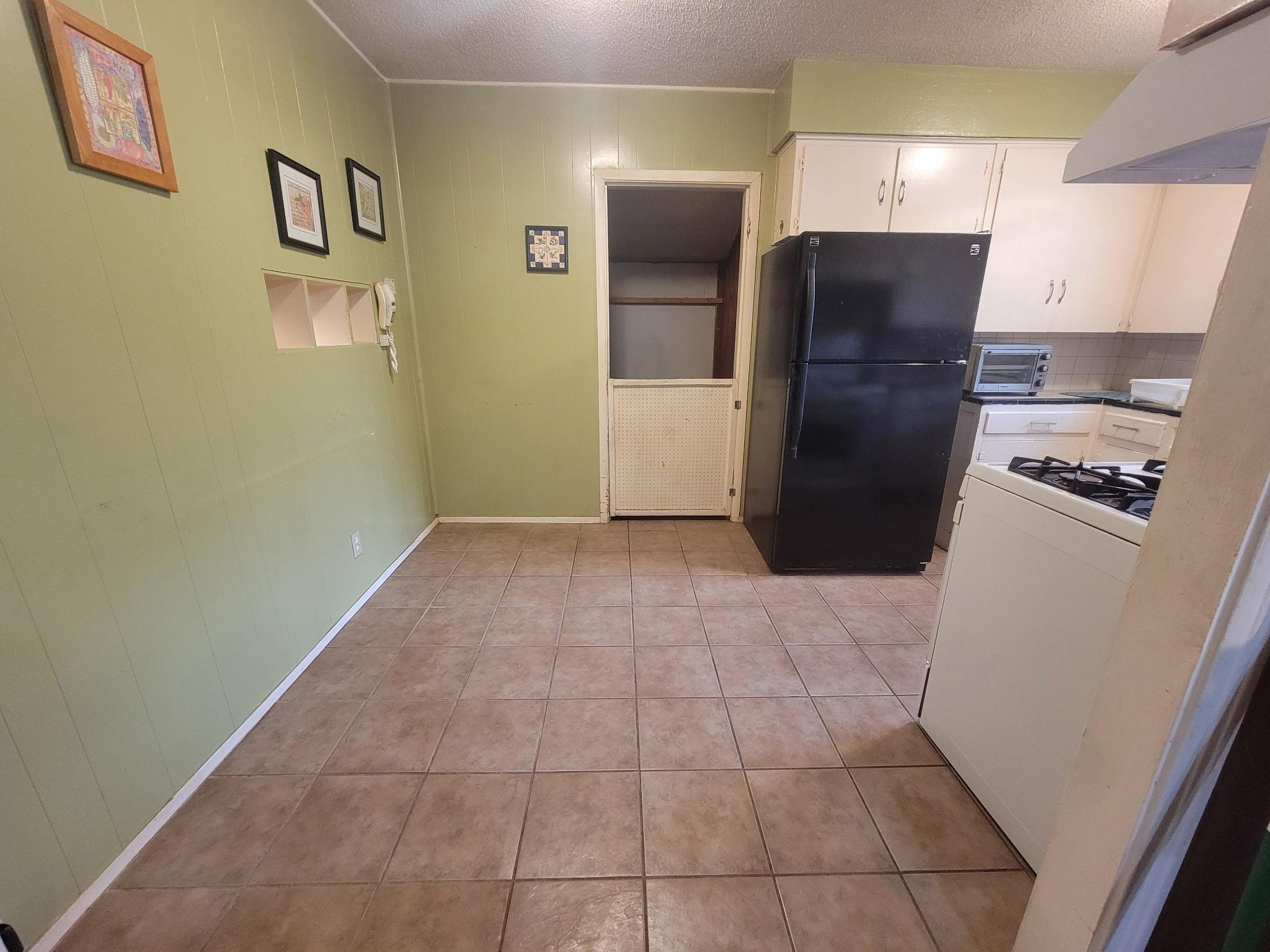 1028 Ellingson Ln Property Photo 18