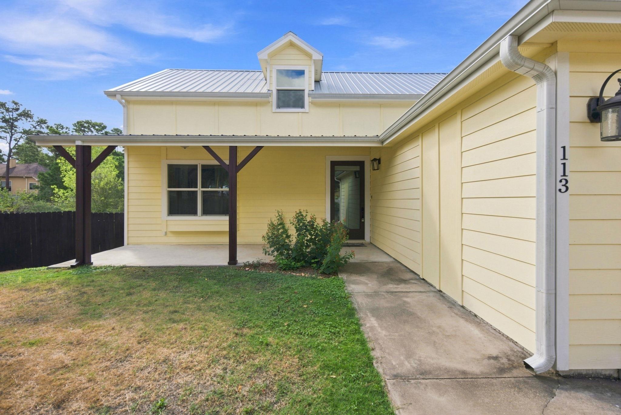 113 Lei Ct Property Photo 2
