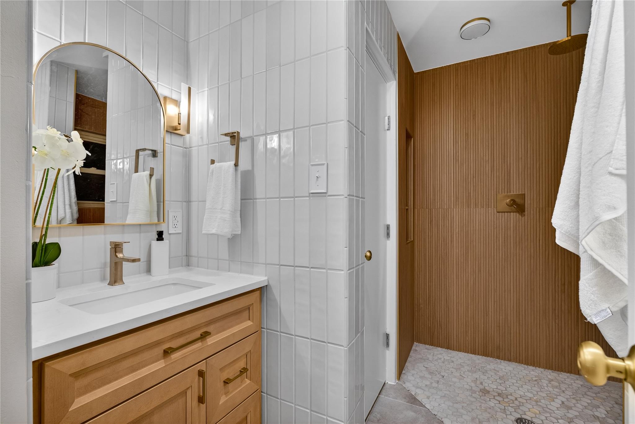 6806 Rearden Rd Property Photo 13