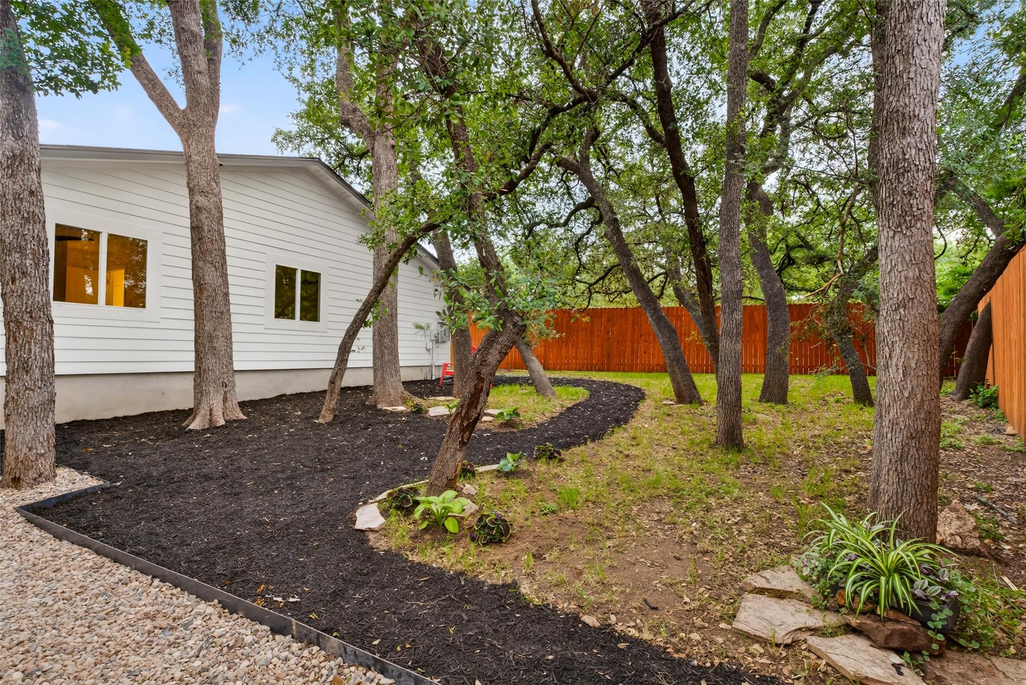 6806 Rearden Rd Property Photo 23