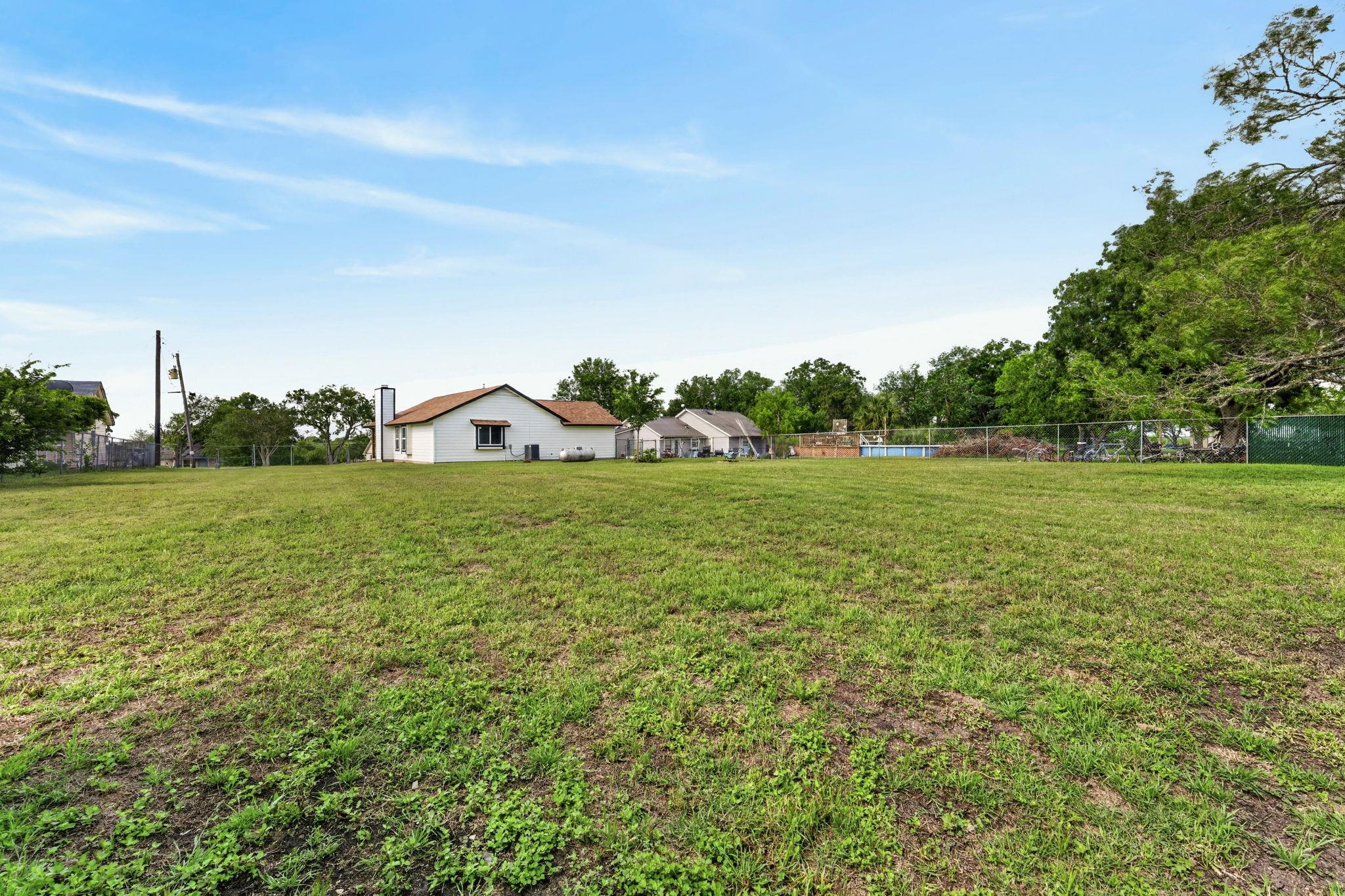 12212 Mustang Dr Property Photo 23