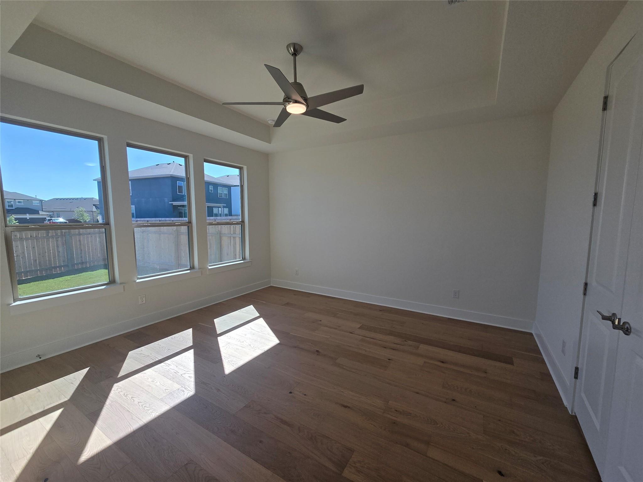 8512 Red Bottle Brush Rd Property Photo 9