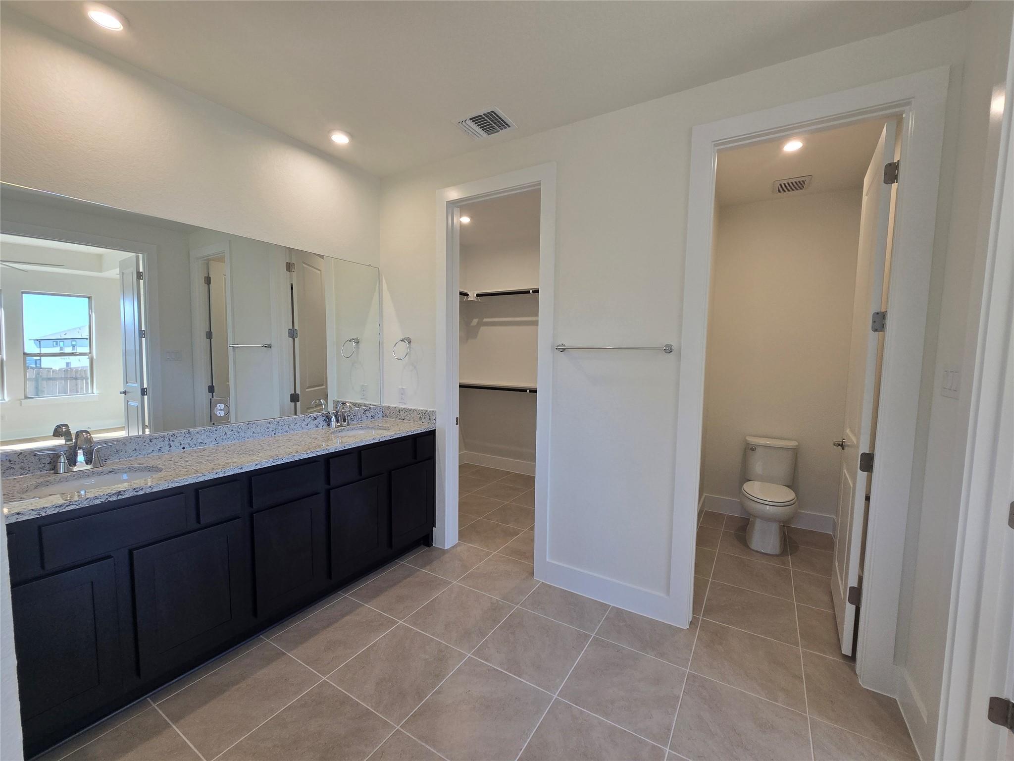8512 Red Bottle Brush Rd Property Photo 11