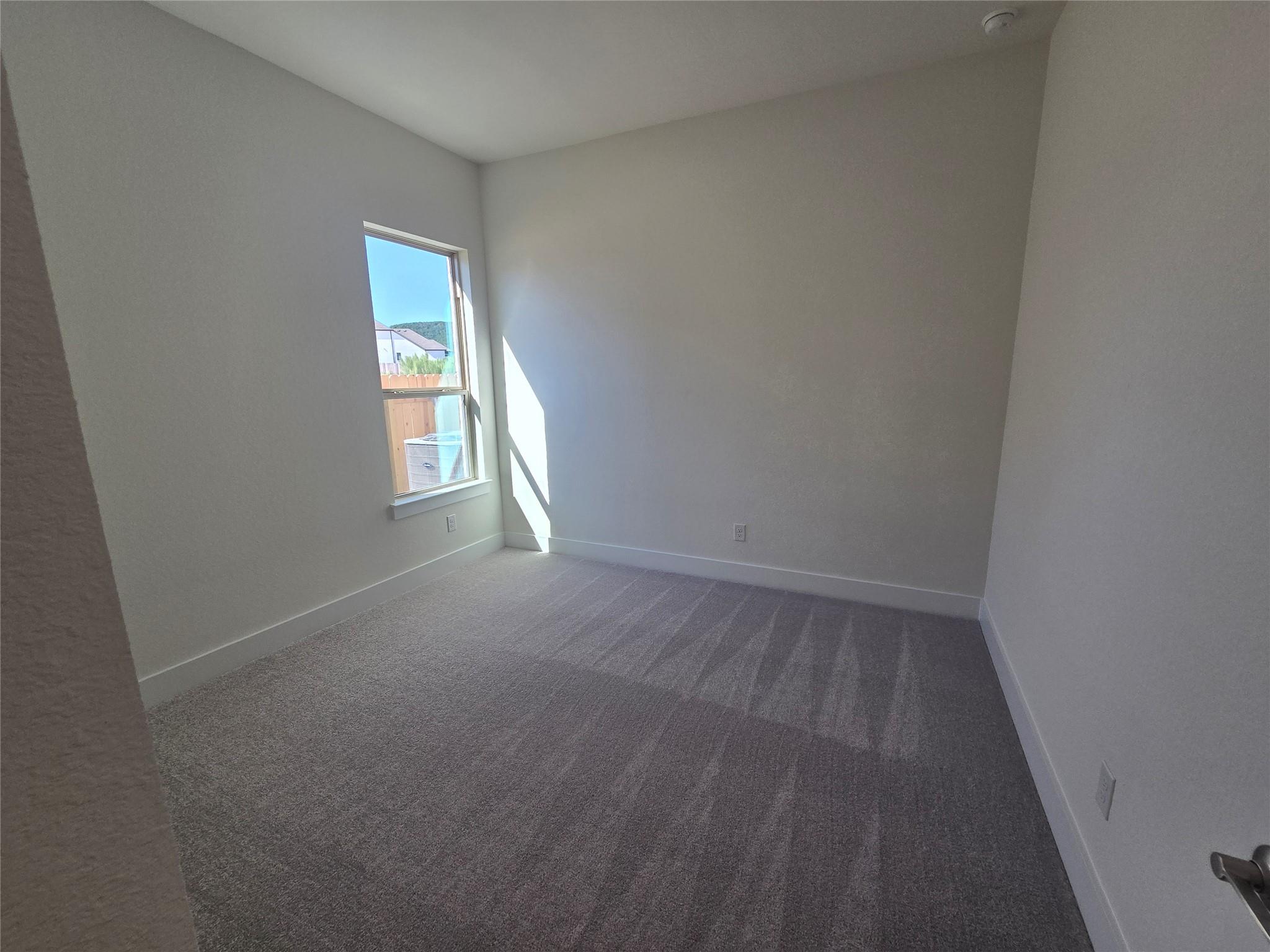 8512 Red Bottle Brush Rd Property Photo 13