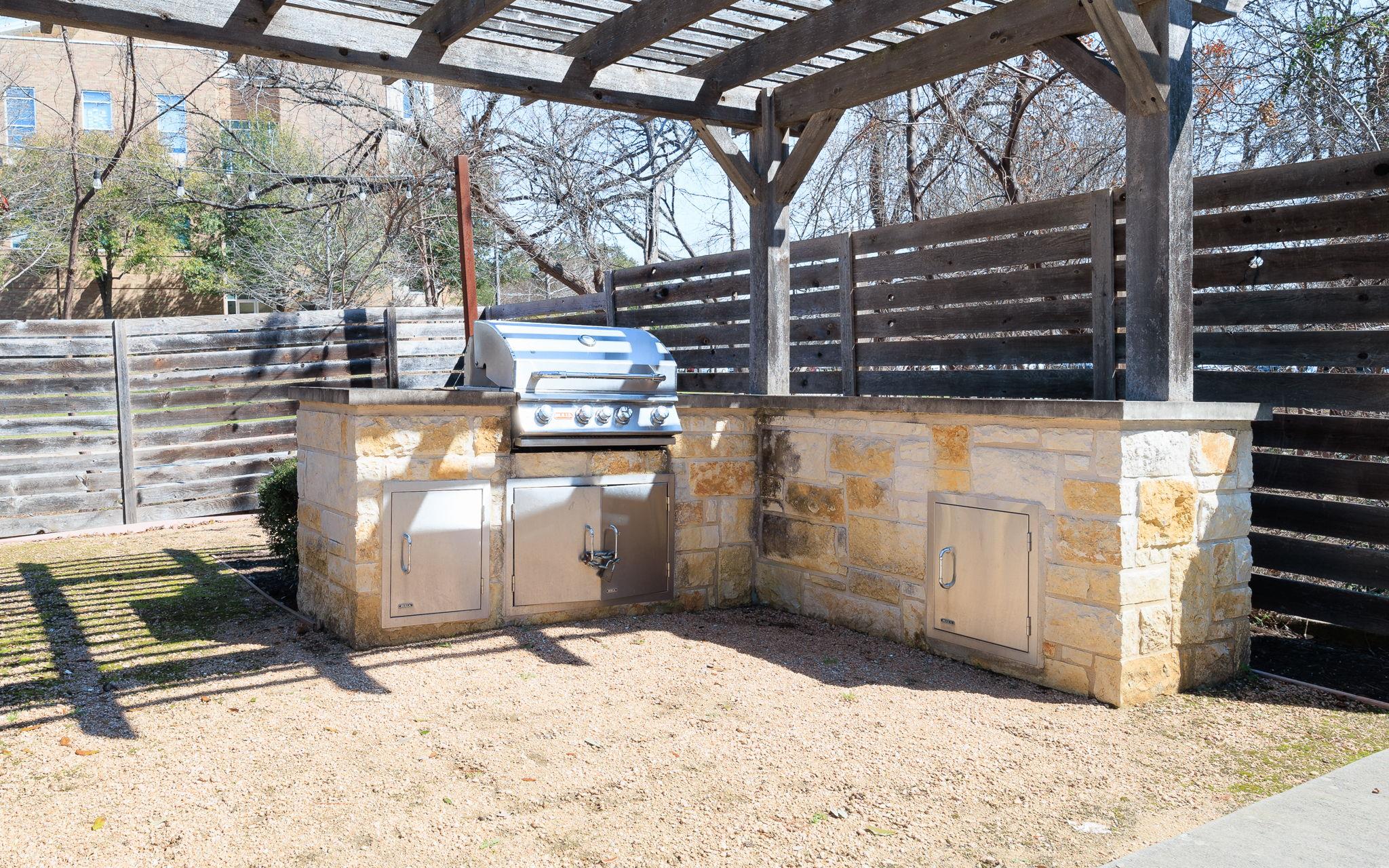 2703 Halcyon Dr 8 Property Photo 38