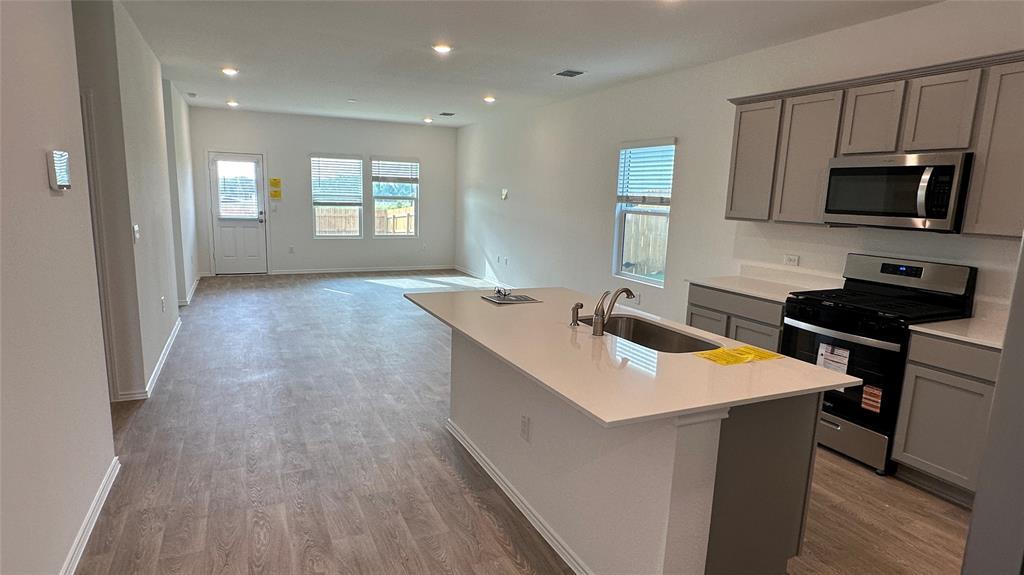 204 Inks Ln Property Photo 5