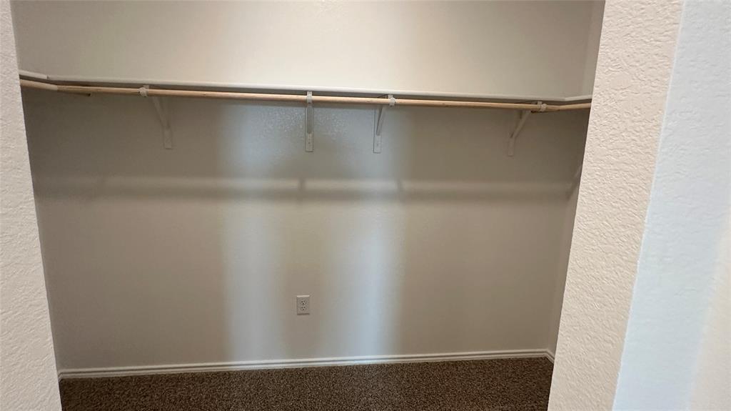 204 Inks Ln Property Photo 16