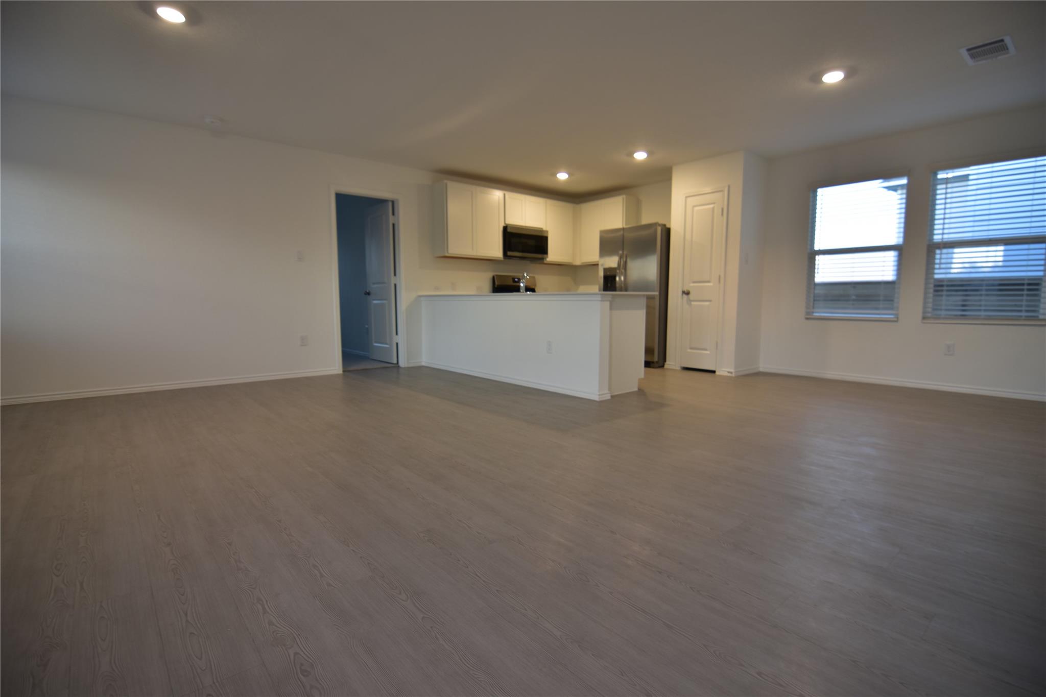 343 Keefer None Property Photo 10