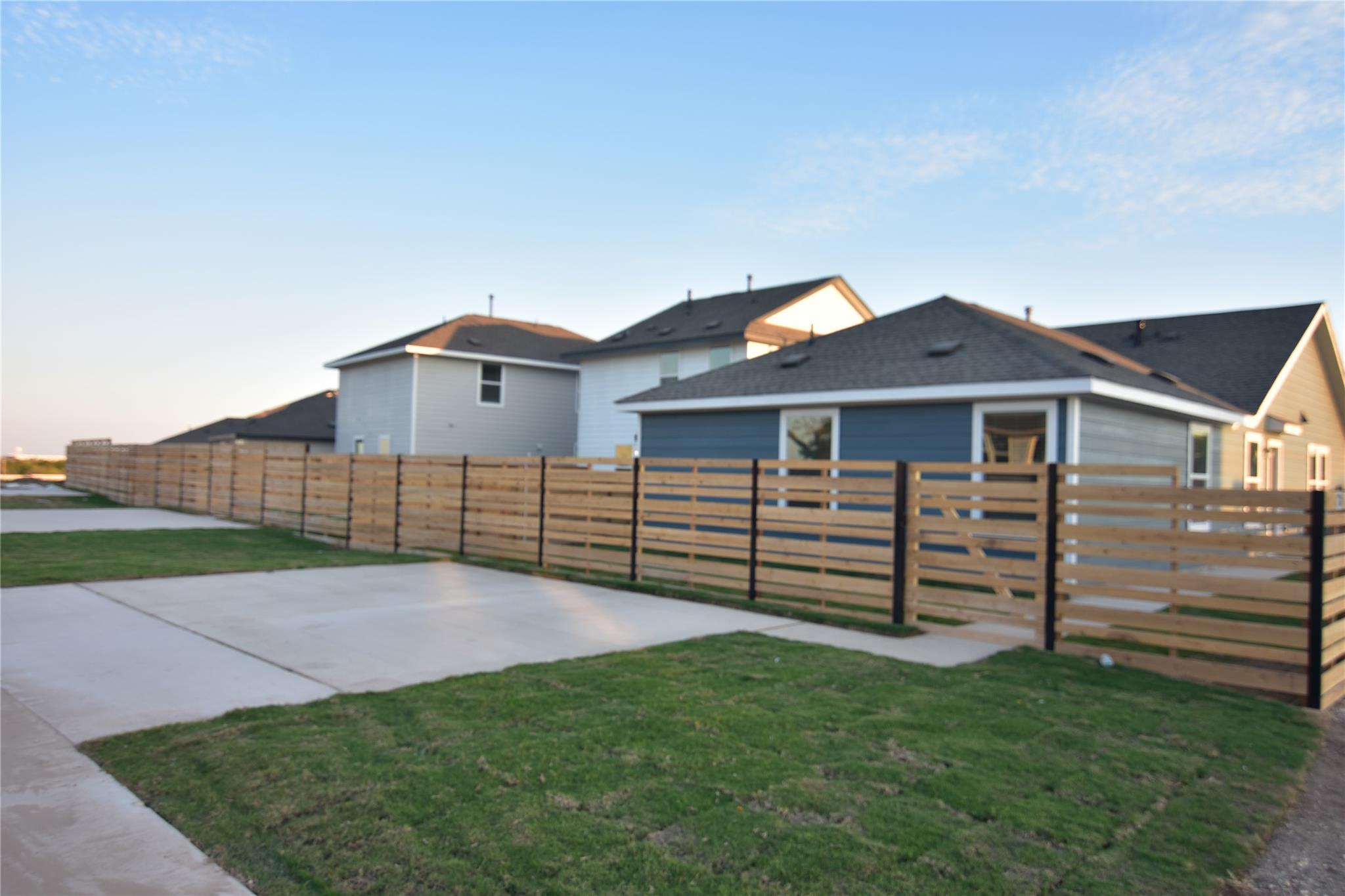 343 Keefer None Property Photo 11