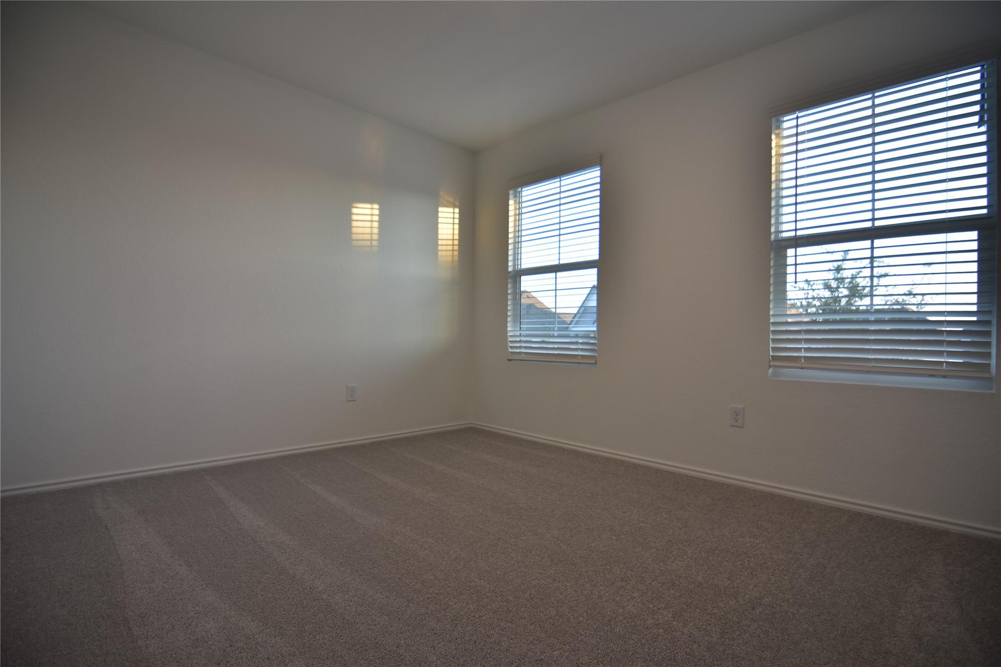 343 Keefer None Property Photo 23