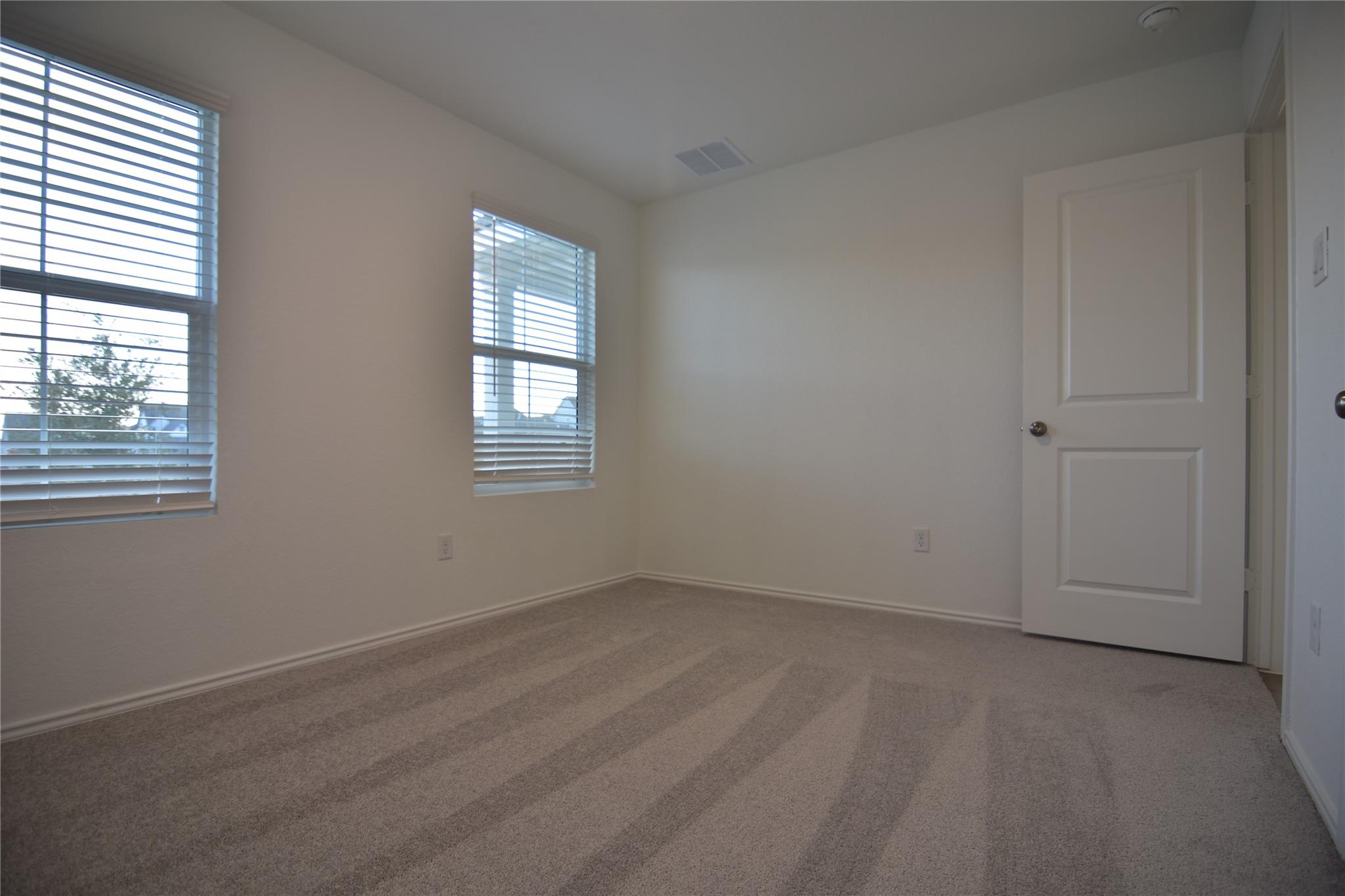 343 Keefer None Property Photo 25