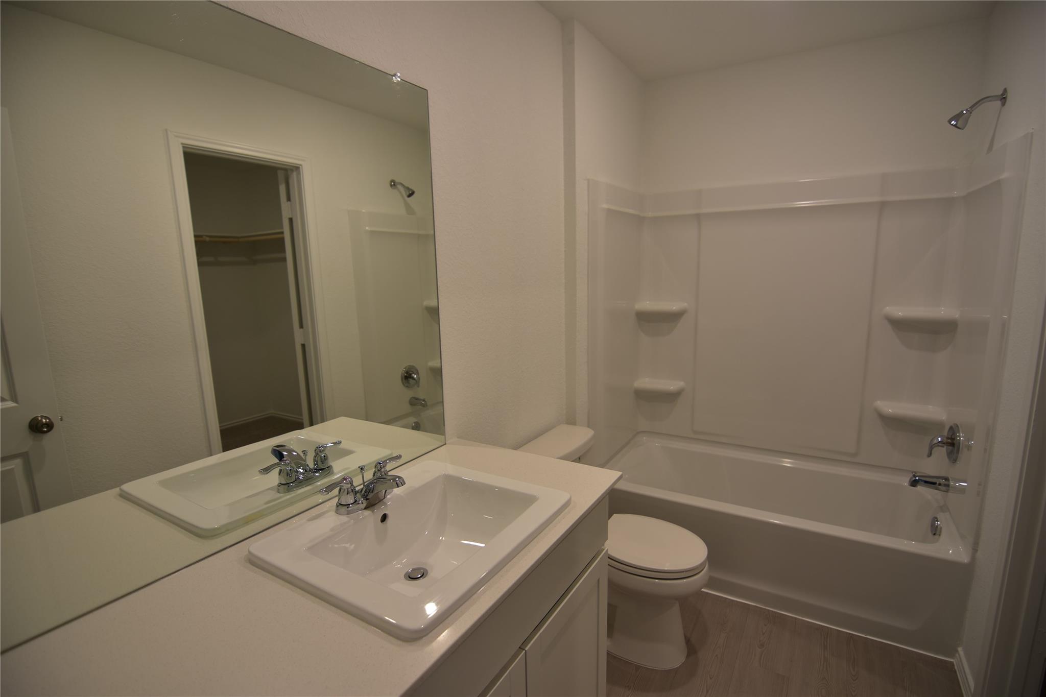 343 Keefer None Property Photo 31