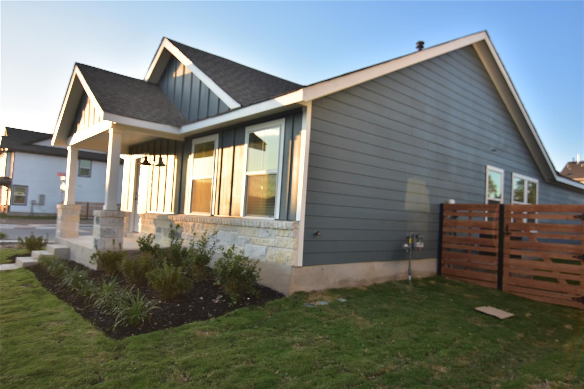 343 Keefer None Property Photo 36
