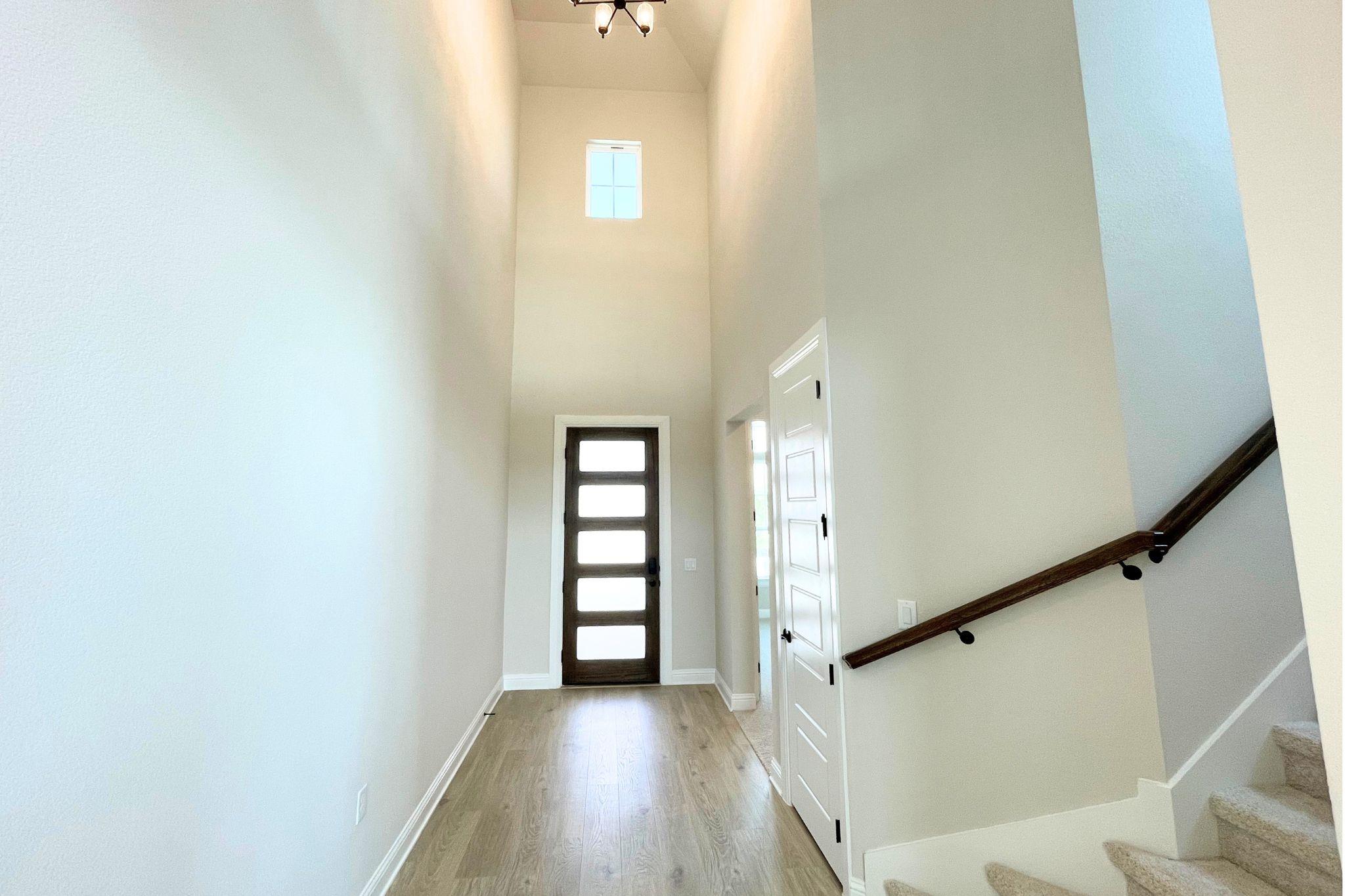 9609 Gladsome Path Property Photo 2