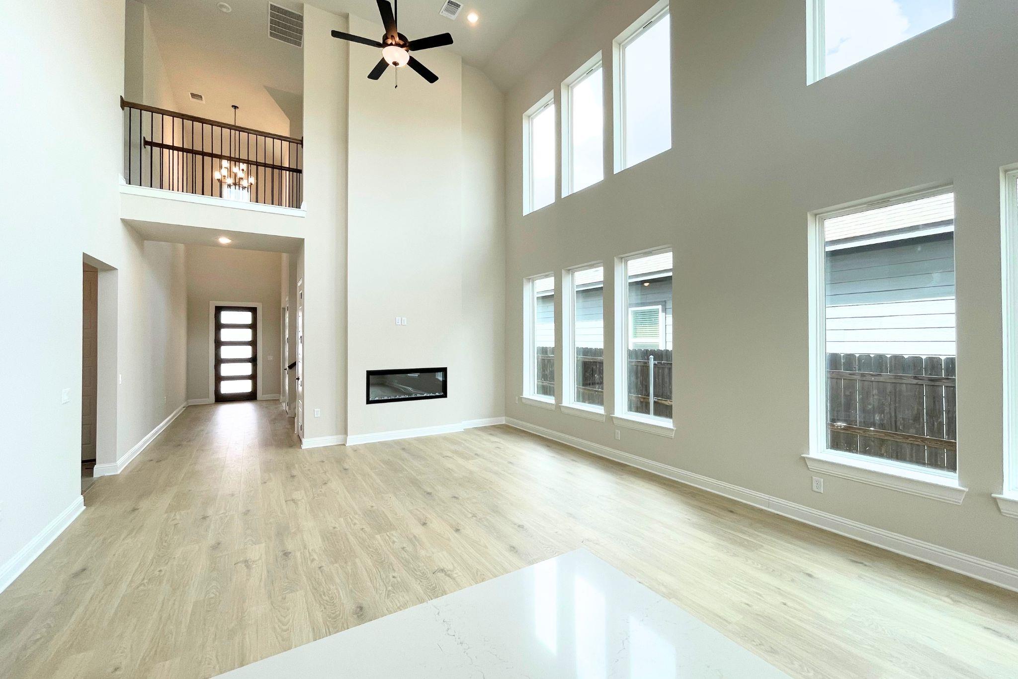 9609 Gladsome Path Property Photo 3