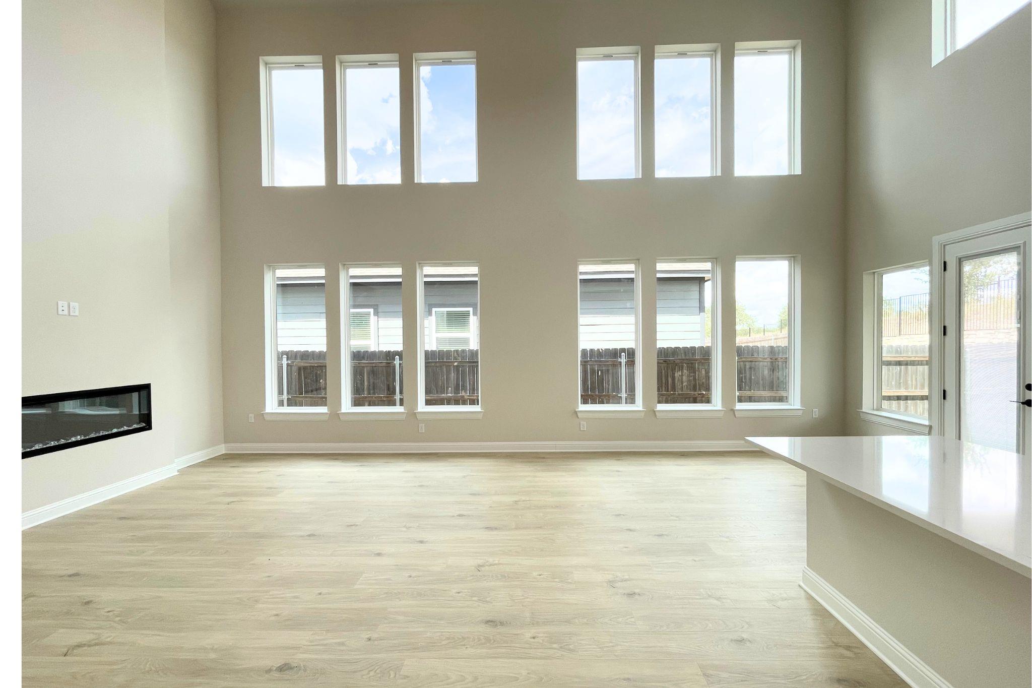 9609 Gladsome Path Property Photo 5