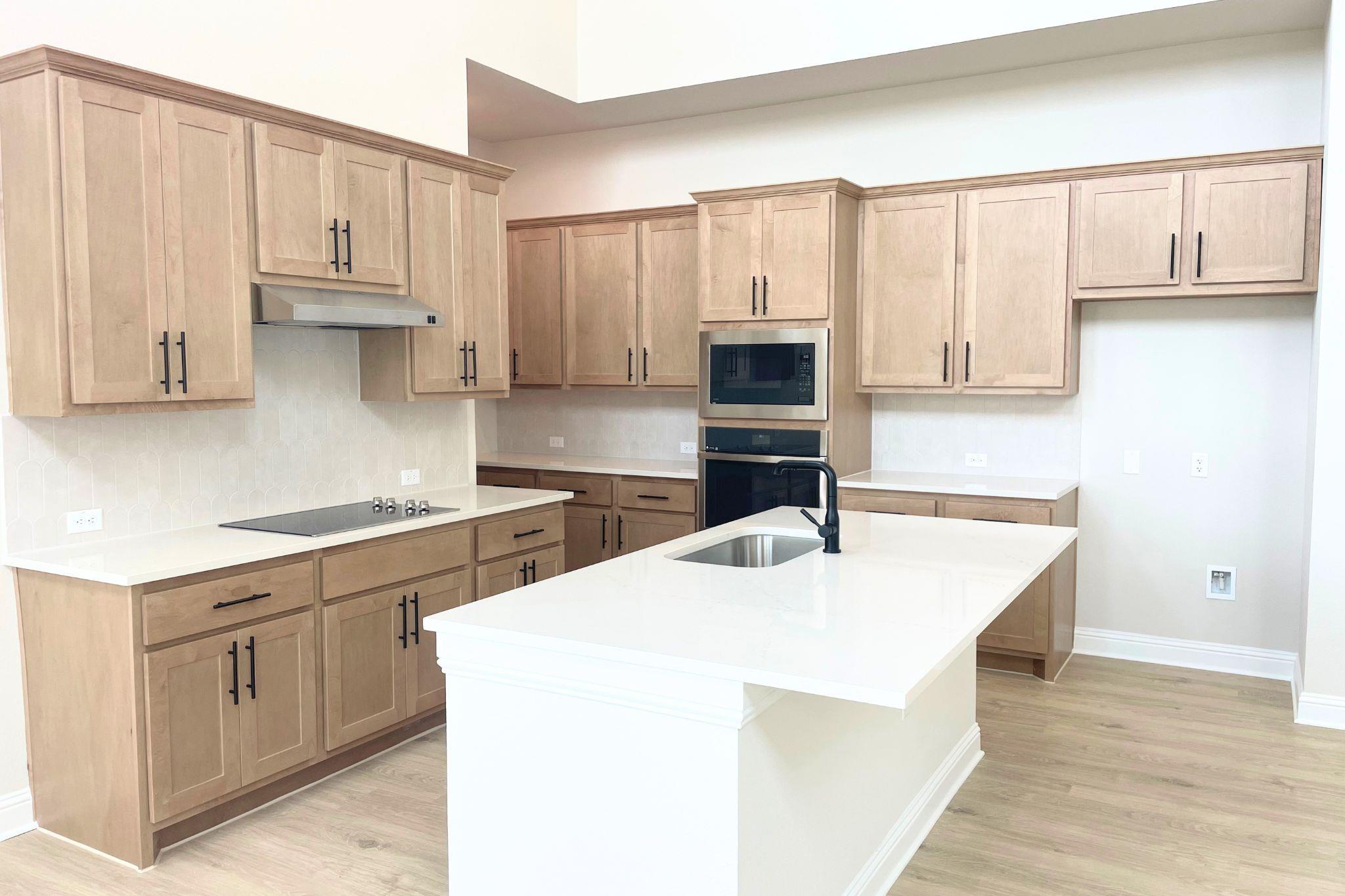 9609 Gladsome Path Property Photo 11