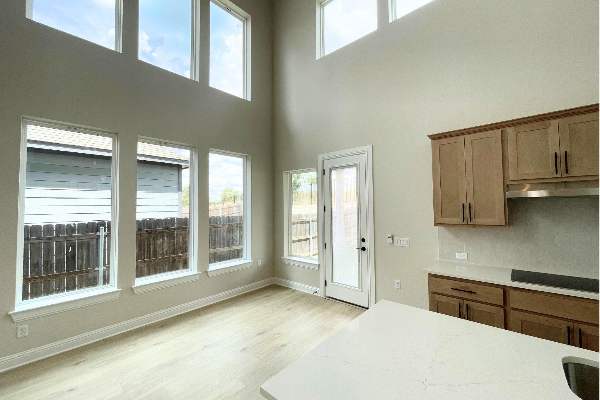 9609 Gladsome Path Property Photo 14