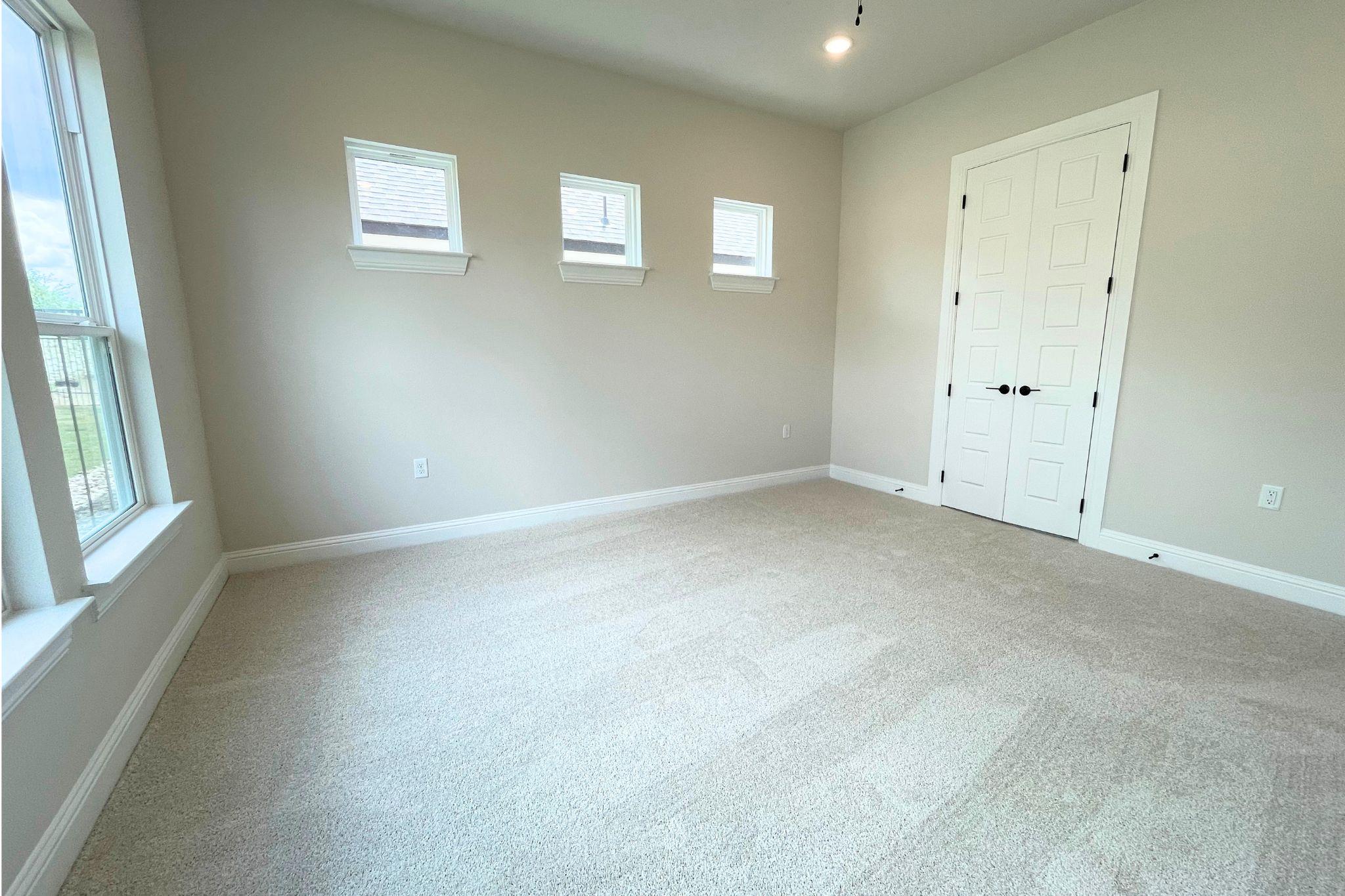 9609 Gladsome Path Property Photo 18