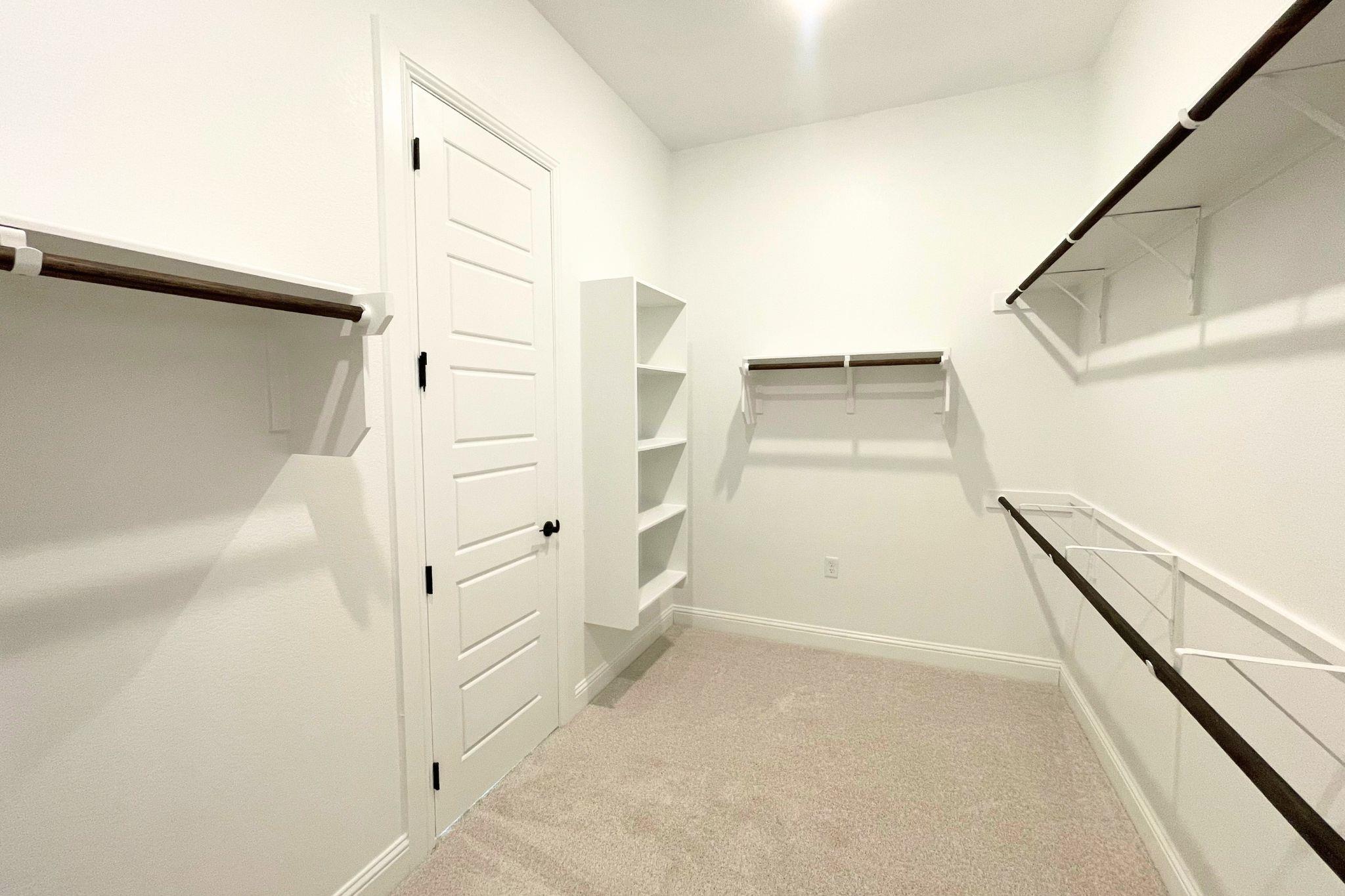 9609 Gladsome Path Property Photo 24