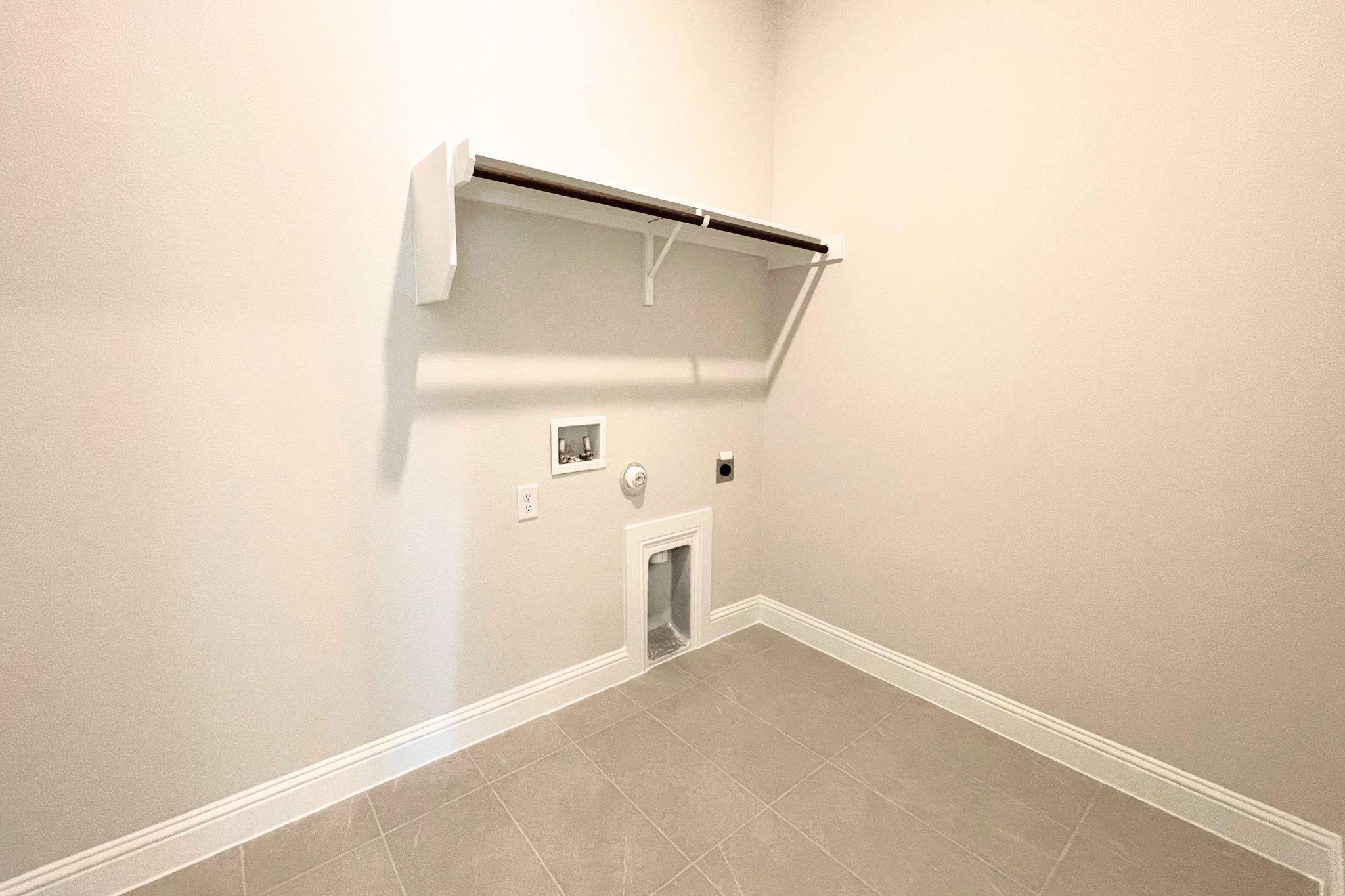 9609 Gladsome Path Property Photo 30