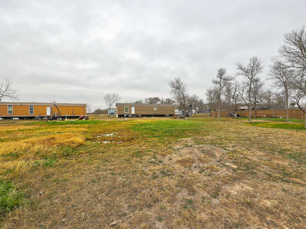 230 Gato Rd Property Photo 6