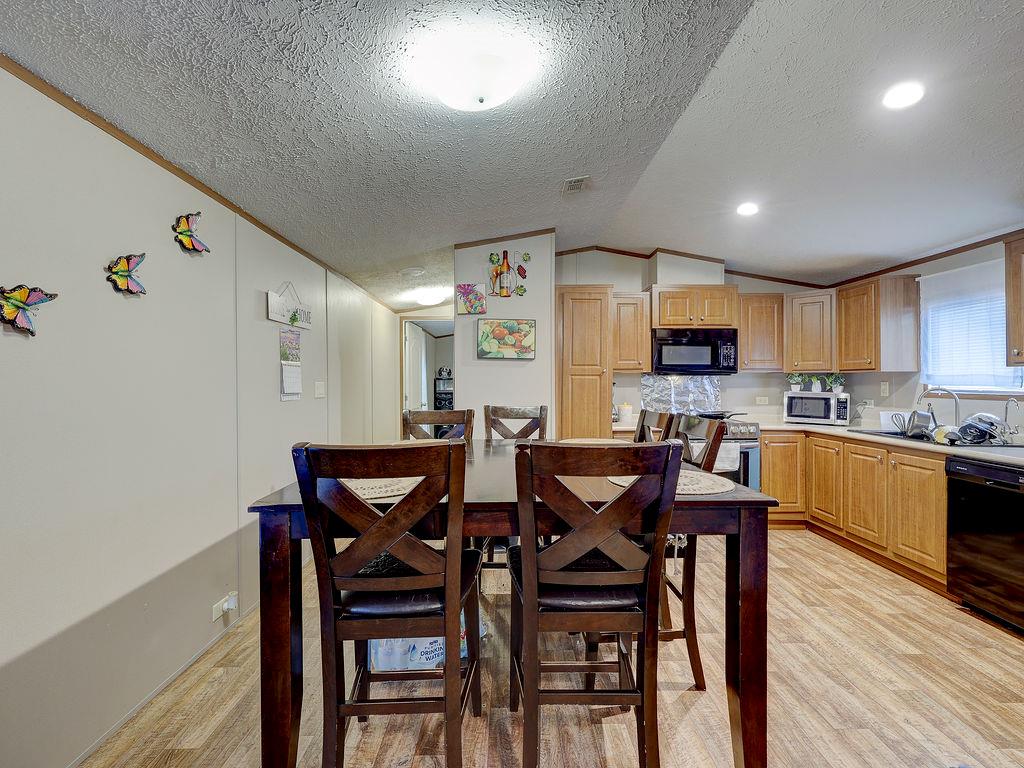230 Gato Rd Property Photo 22