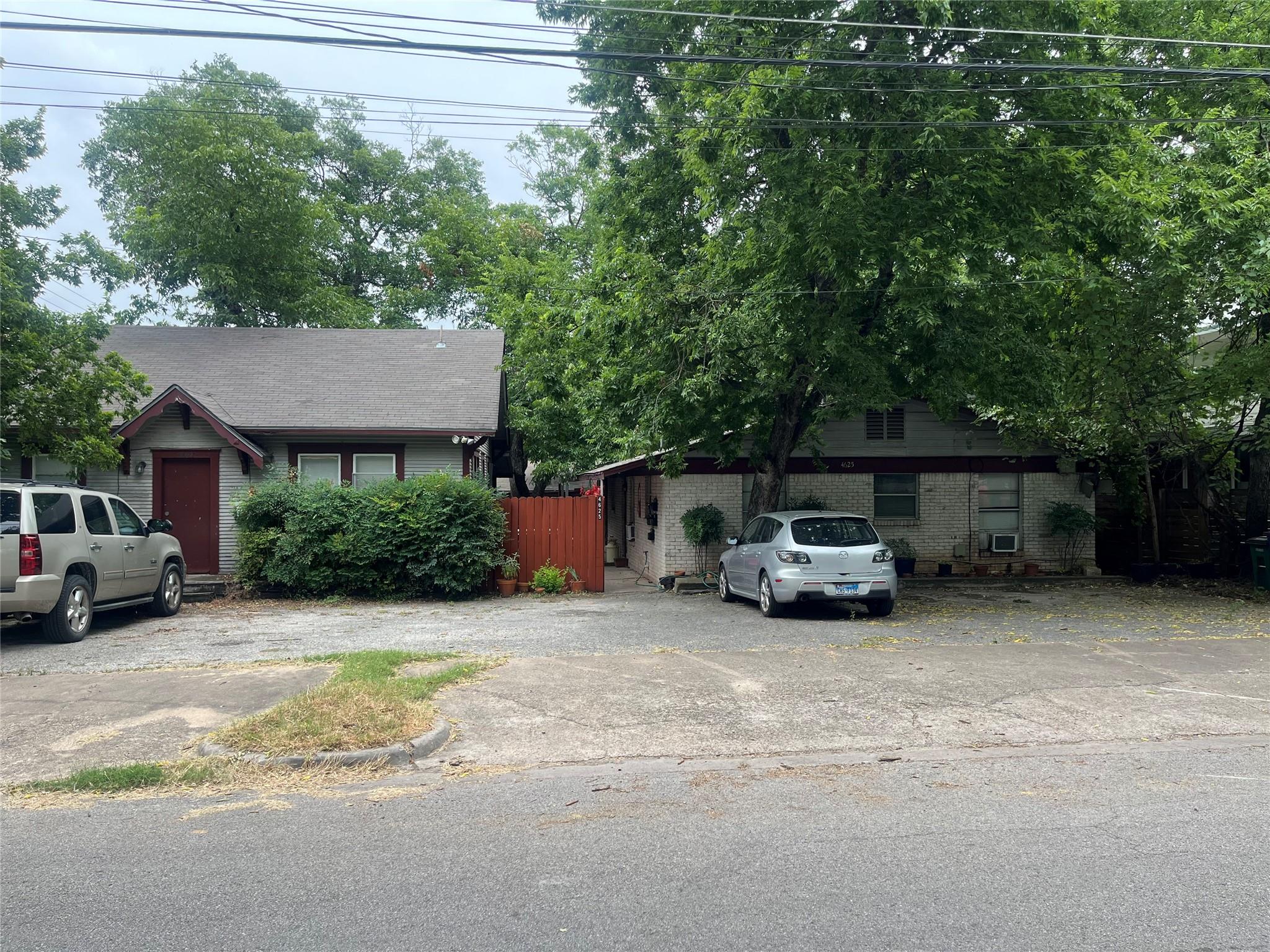 4627 Depew Ave Property Photo 2