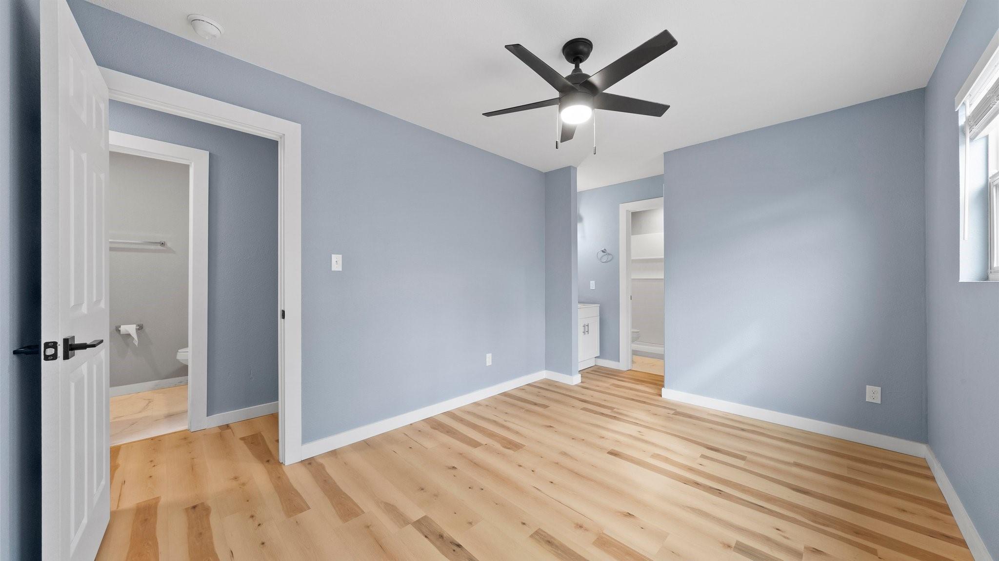 1112 Village Green Dr Property Photo 15