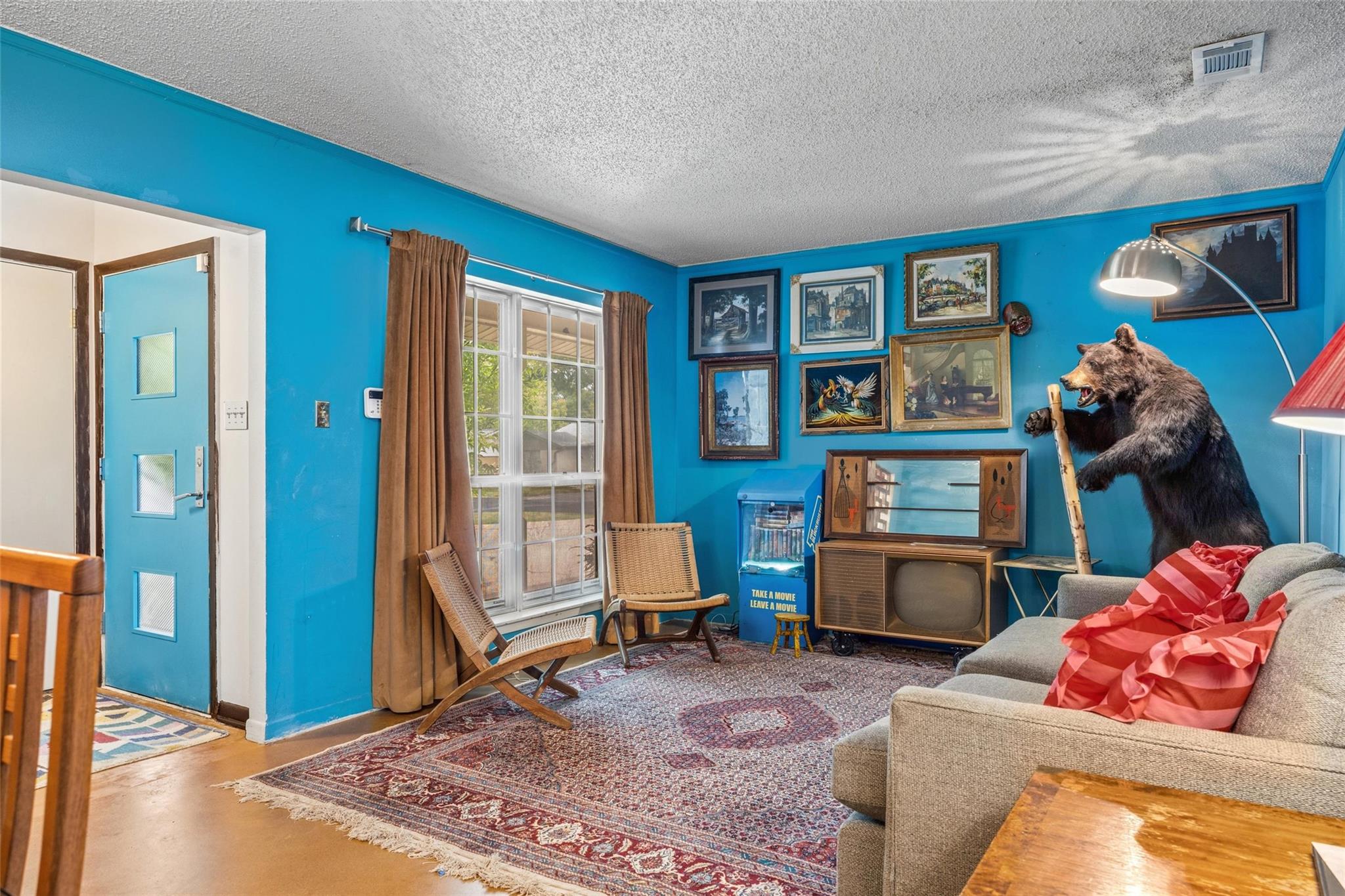 3304 Whitepine Dr Property Photo 6