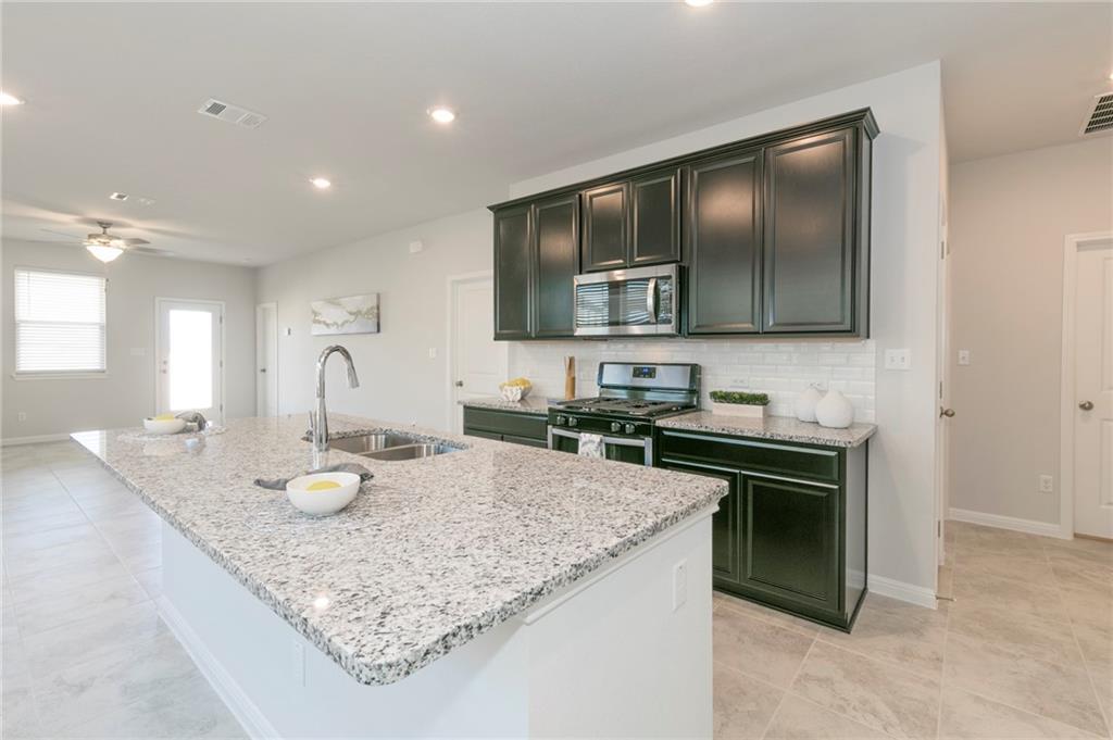 108 Otella St Property Photo 4