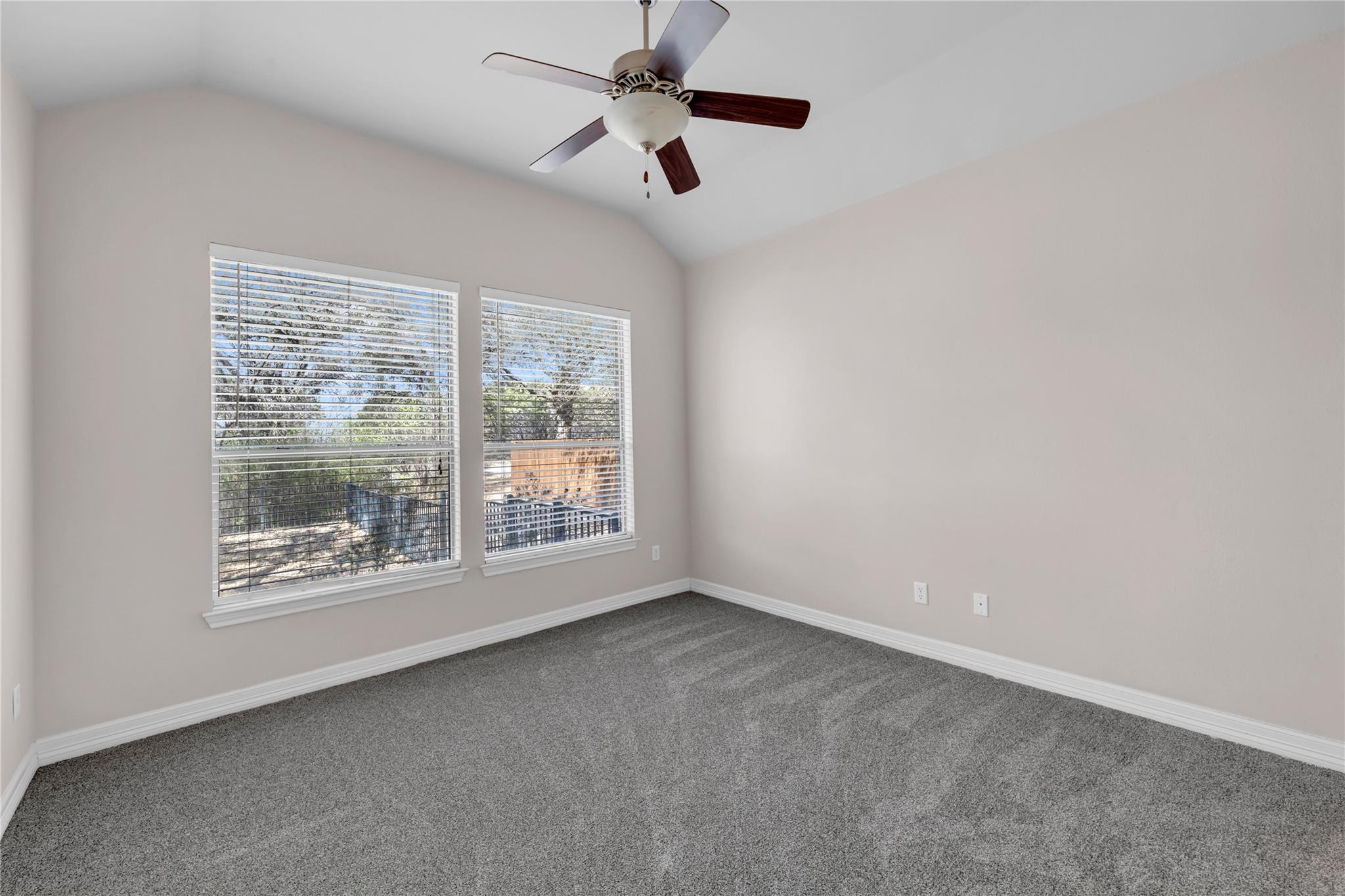 106 Alexander Ave Property Photo 19