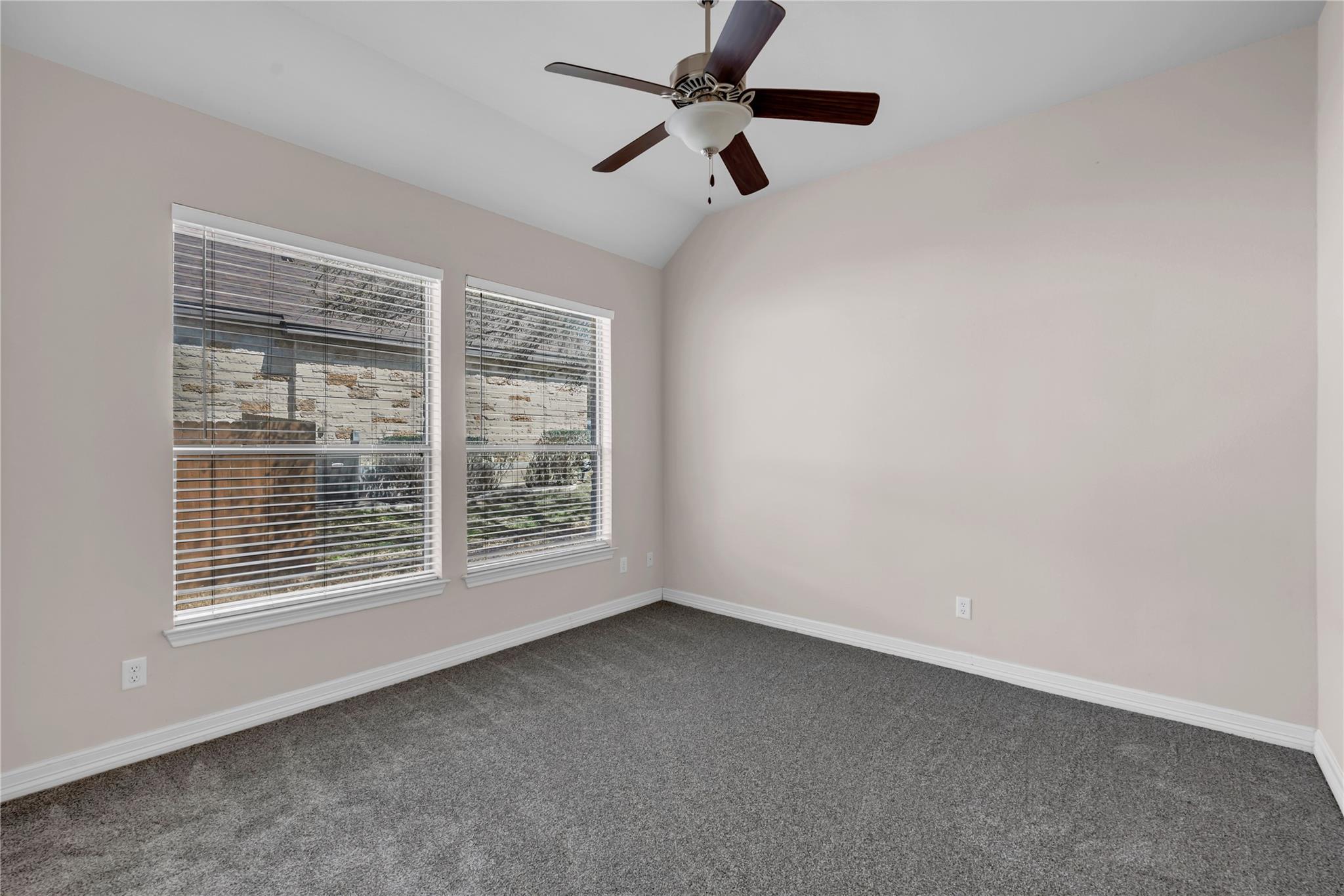 106 Alexander Ave Property Photo 23